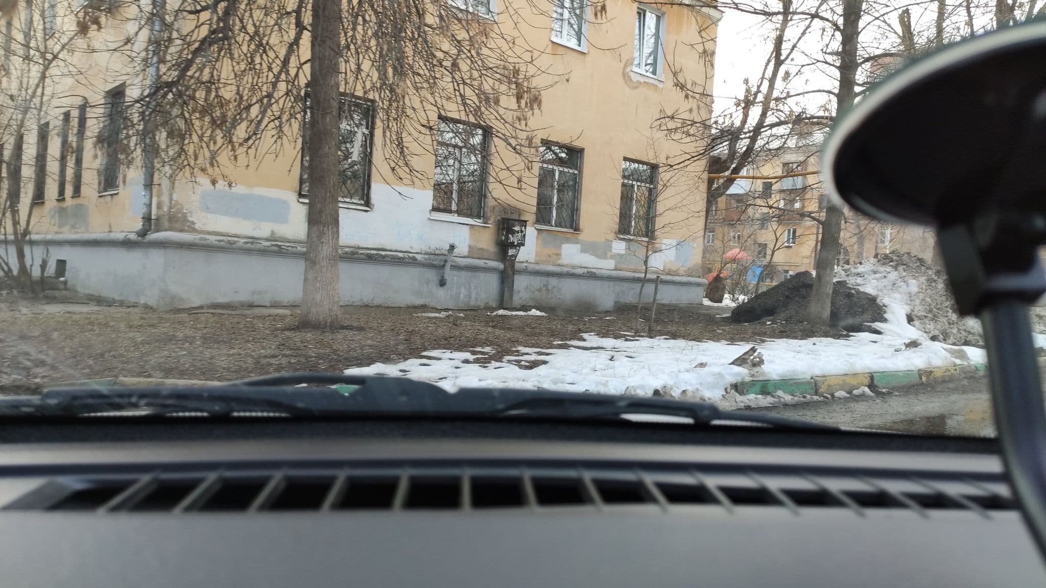Street view near Уют, Samara — © phoneuploader (CC BY-SA · Mapillary)