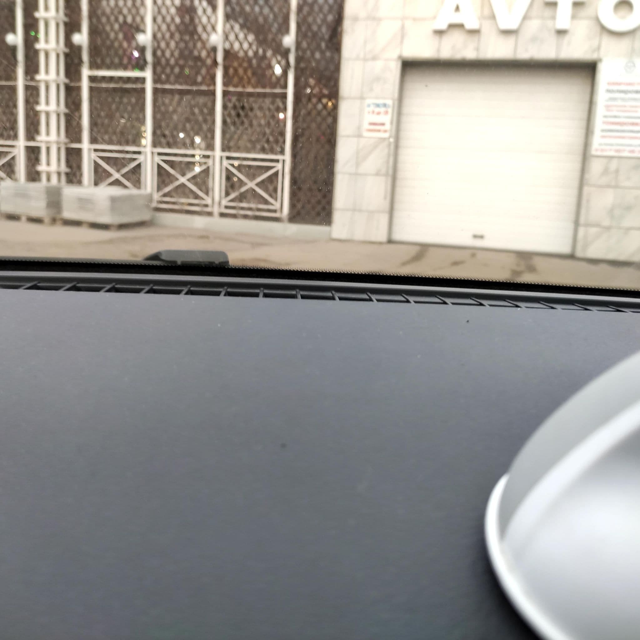 Street view near Монета, Samara — © phoneuploader (CC BY-SA · Mapillary)
