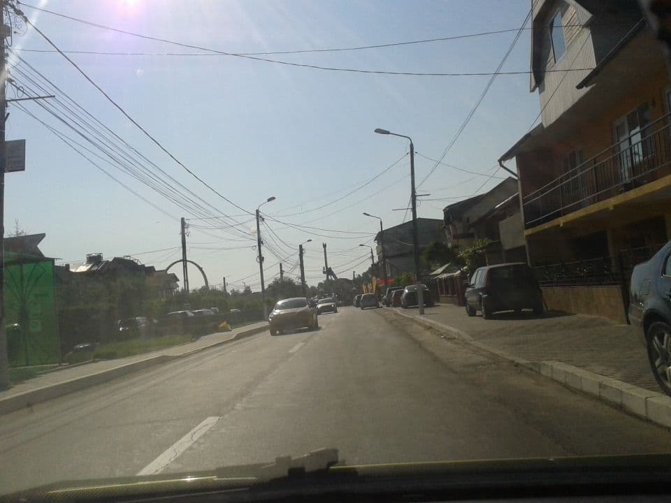 Street view near Casa Ștefănescu, Costineşti