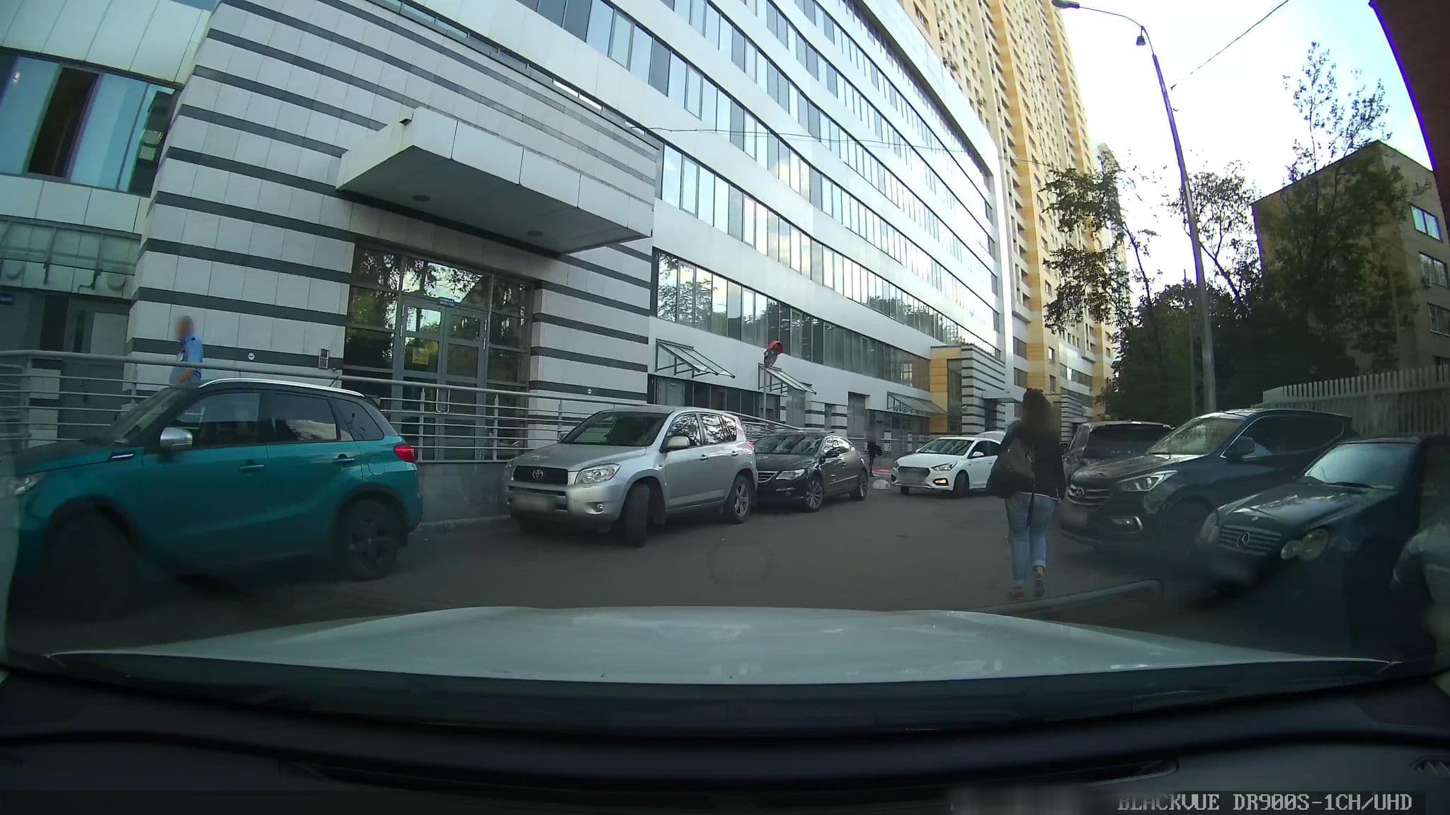 Street view near Panorama Moscow Apartment, Presnenskiy — © agorshkov (CC BY-SA · Mapillary)