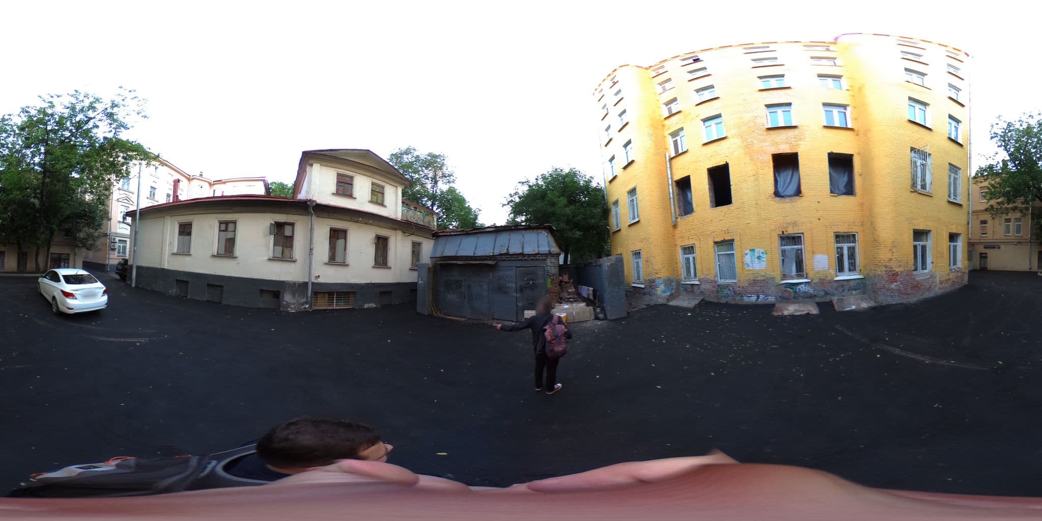 Street view near Хостел Европа, Moscow — © trolleway (CC BY-SA · Mapillary)