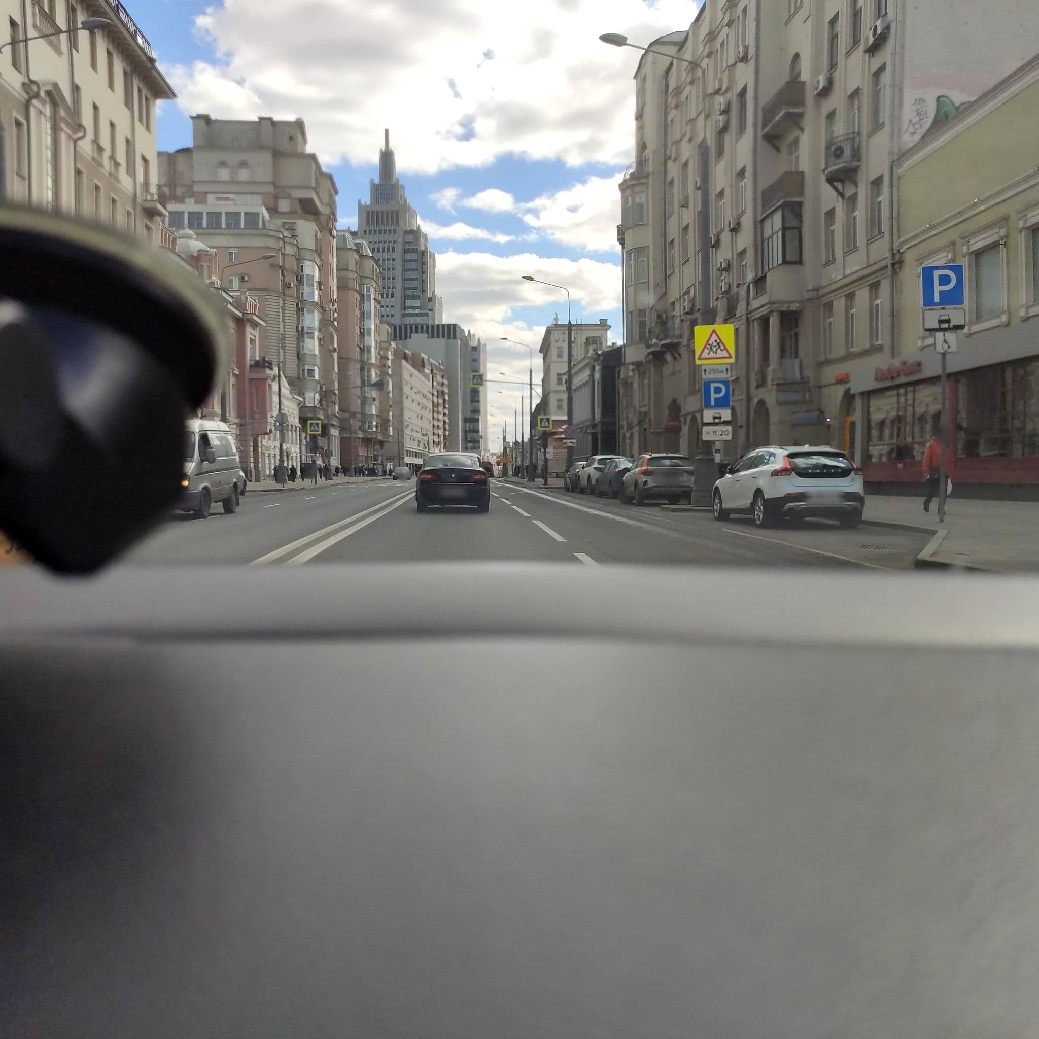 Street view near Подушкин, Moscow — © phoneuploader (CC BY-SA · Mapillary)