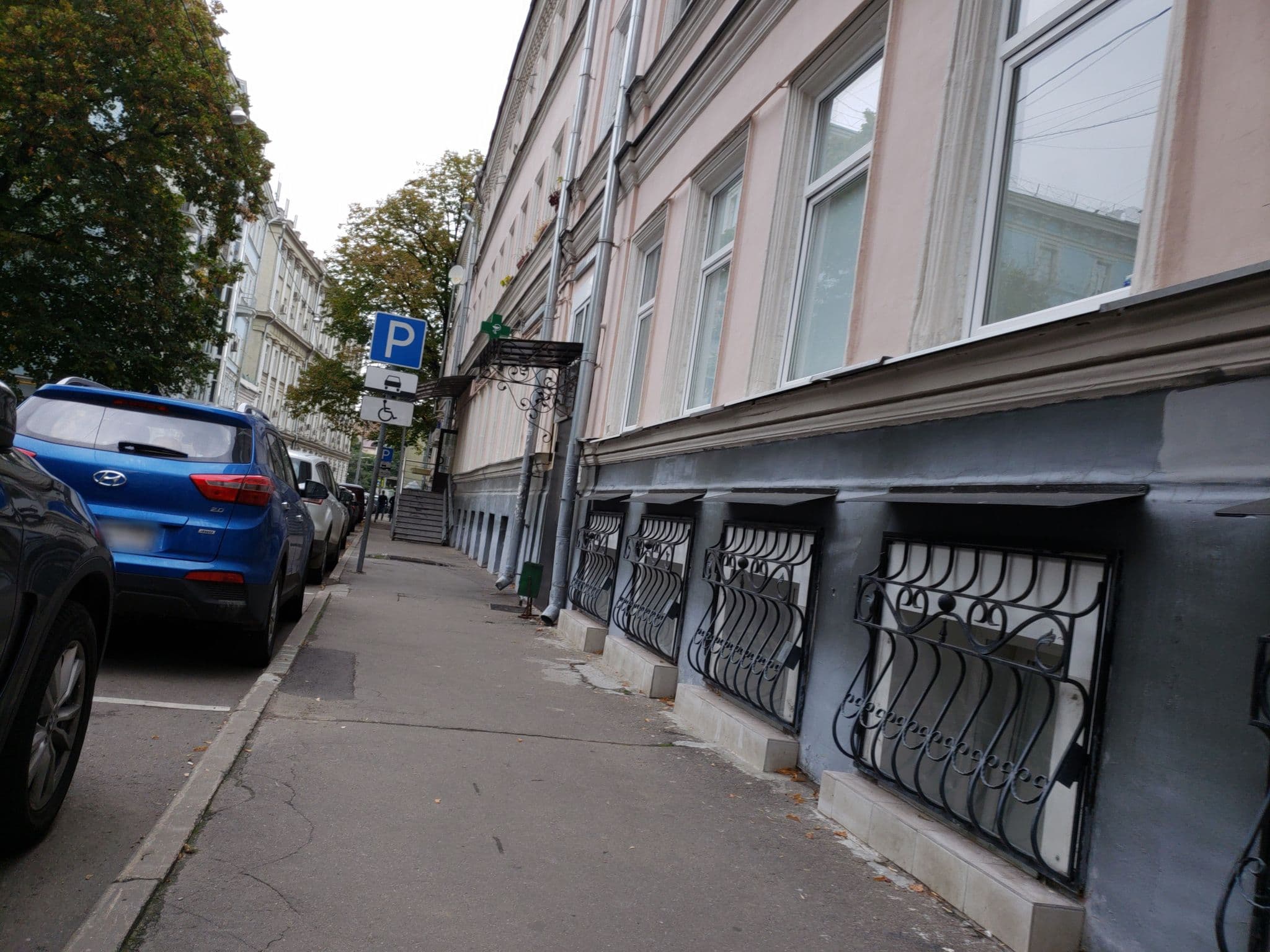 Street view near Skver Hotel, Moscow — © mapfool (CC BY-SA · Mapillary)
