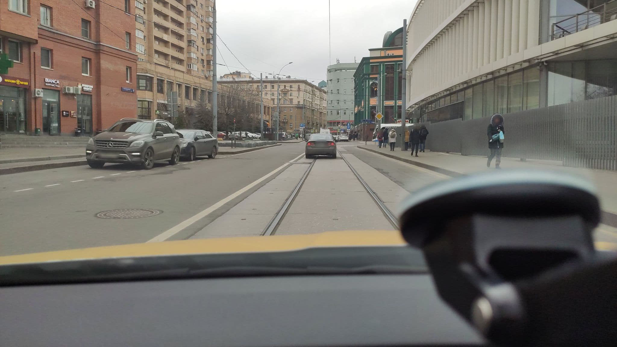 Street view near HQ Hostelberry, Moscow — © phoneuploader (CC BY-SA · Mapillary)