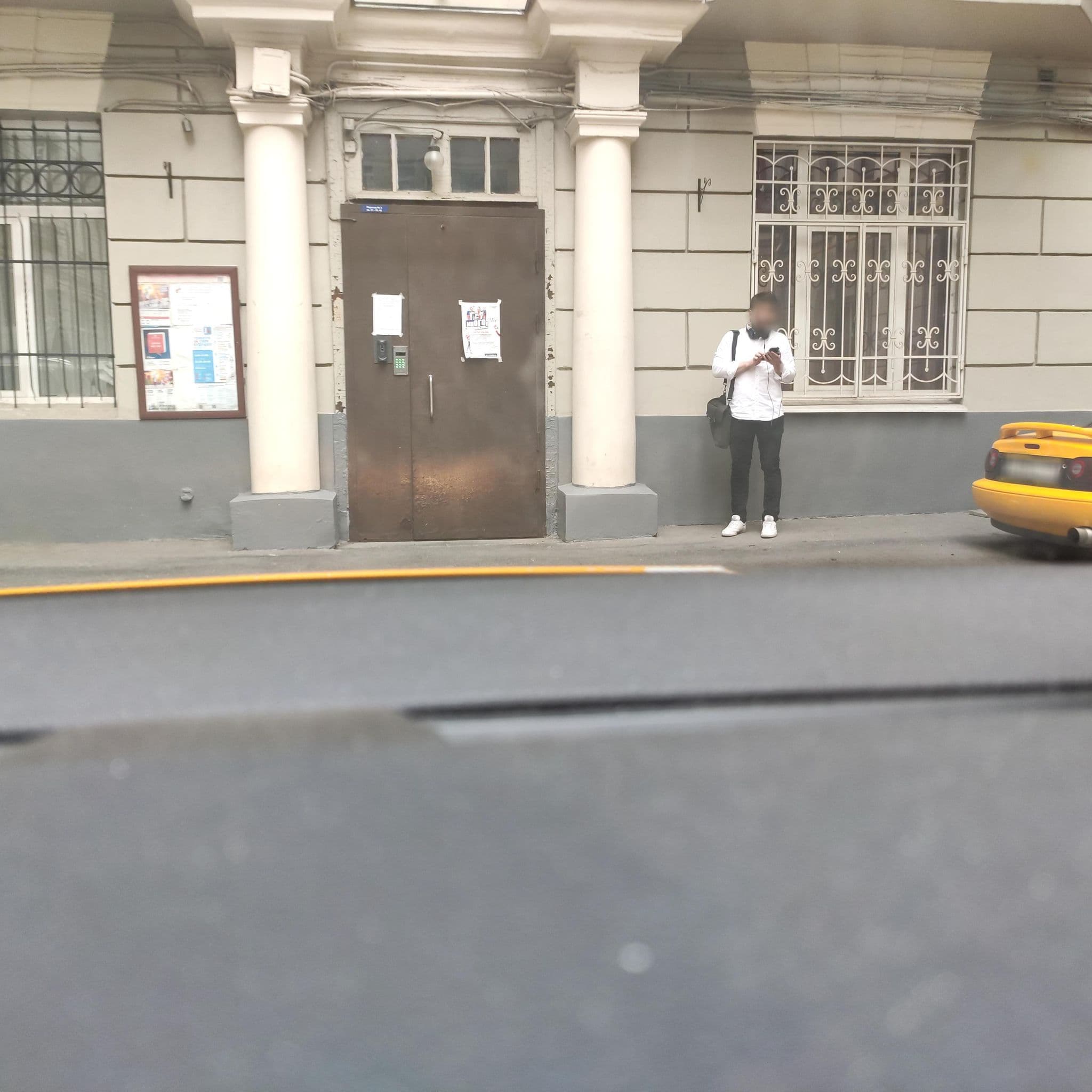 Street view near TimeHome Hostel na Myasnitskoy, Moscow — © phoneuploader (CC BY-SA · Mapillary)