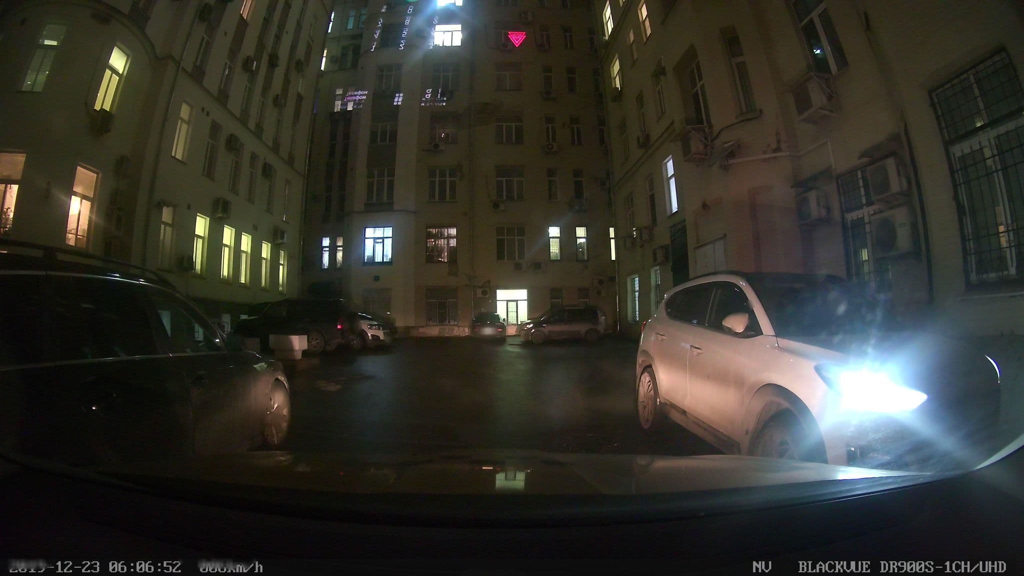 Street view near Аскет Отель (Ascet Hotel), Lefortovo — © city_admin (CC BY-SA · Mapillary)