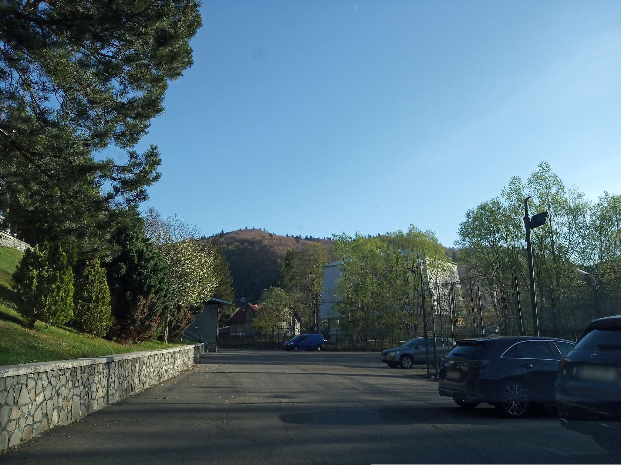 Street view near Alexandros, Buşteni
