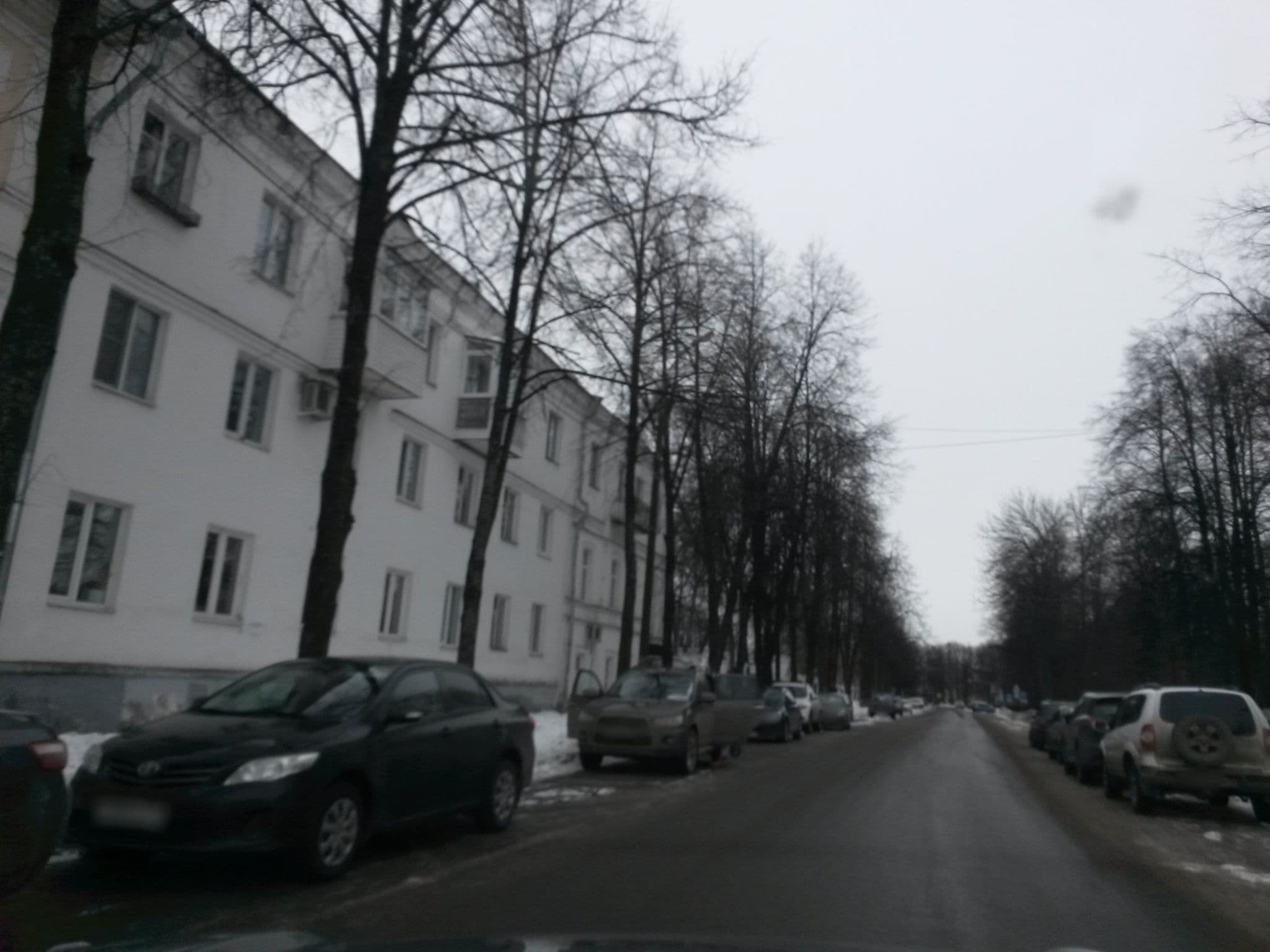 Street view near Гостевой дом на Волжской набережной, Yaroslavl — © vikdd (CC BY-SA · Mapillary)