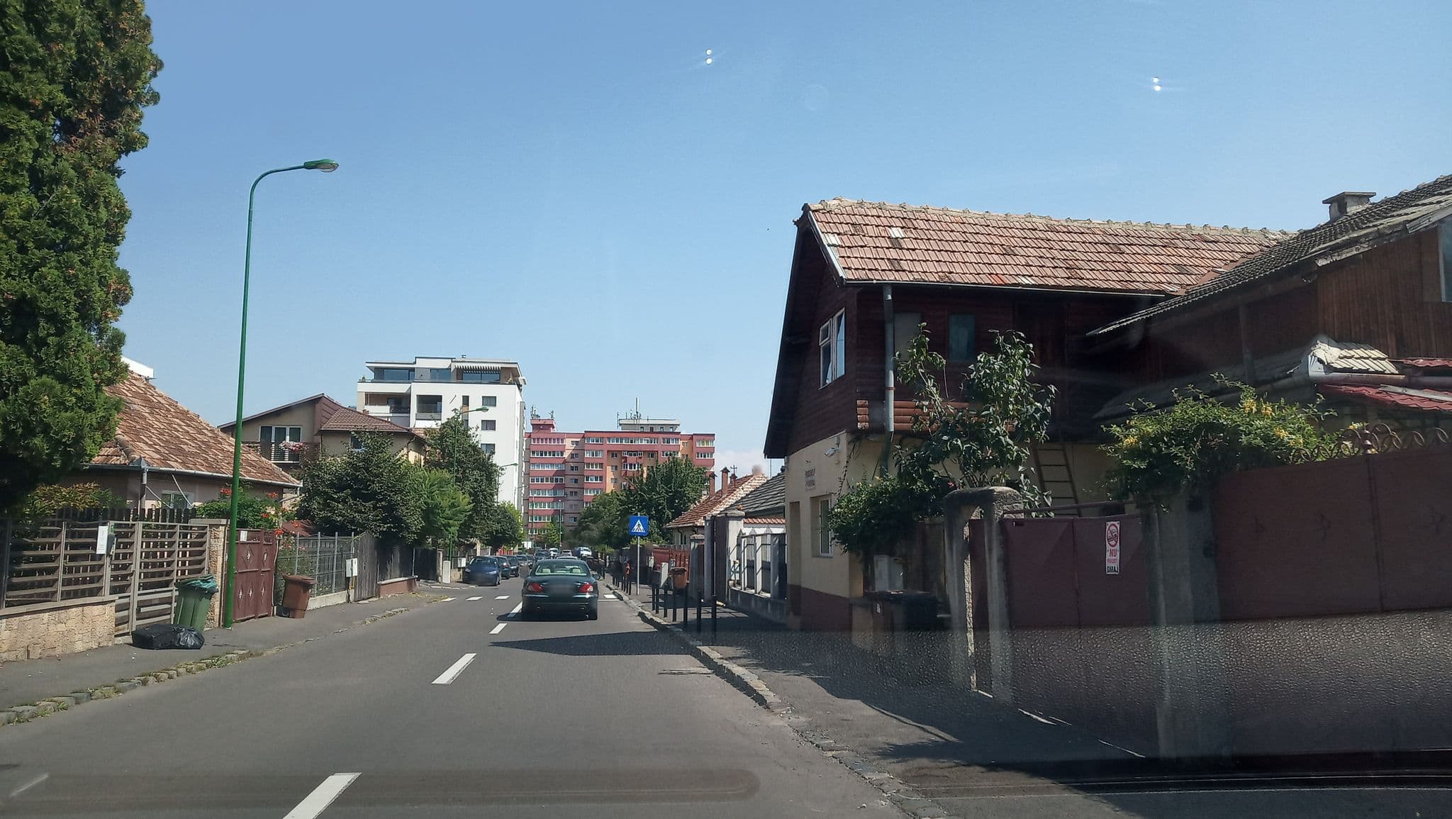 Street view near Twins Apartments, Braşov