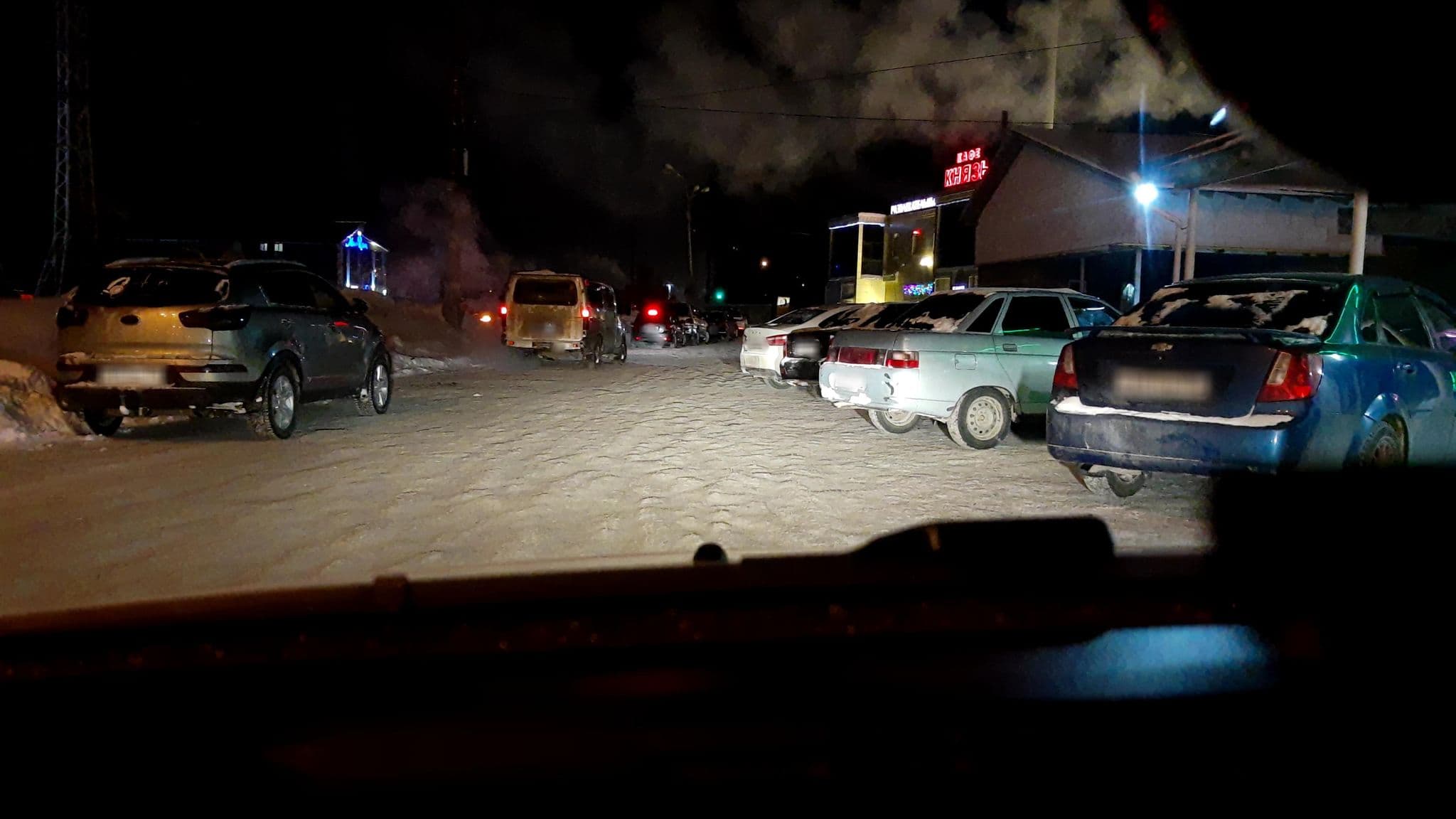 Street view near Алые Паруса, Nizhniy Novgorod — © phoneuploader (CC BY-SA · Mapillary)