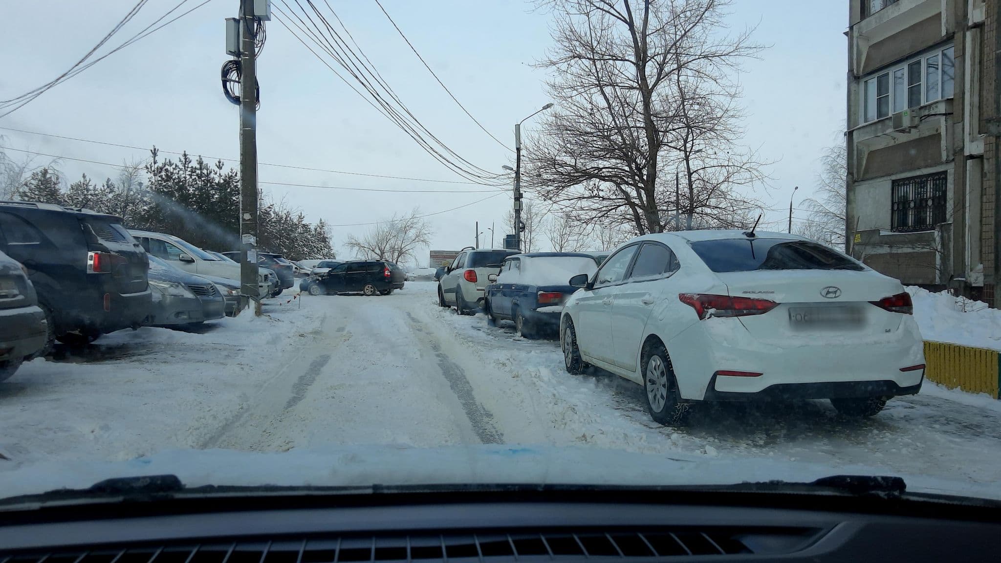 Street view near Жопа Мира, Nizhniy Novgorod — © phoneuploader (CC BY-SA · Mapillary)