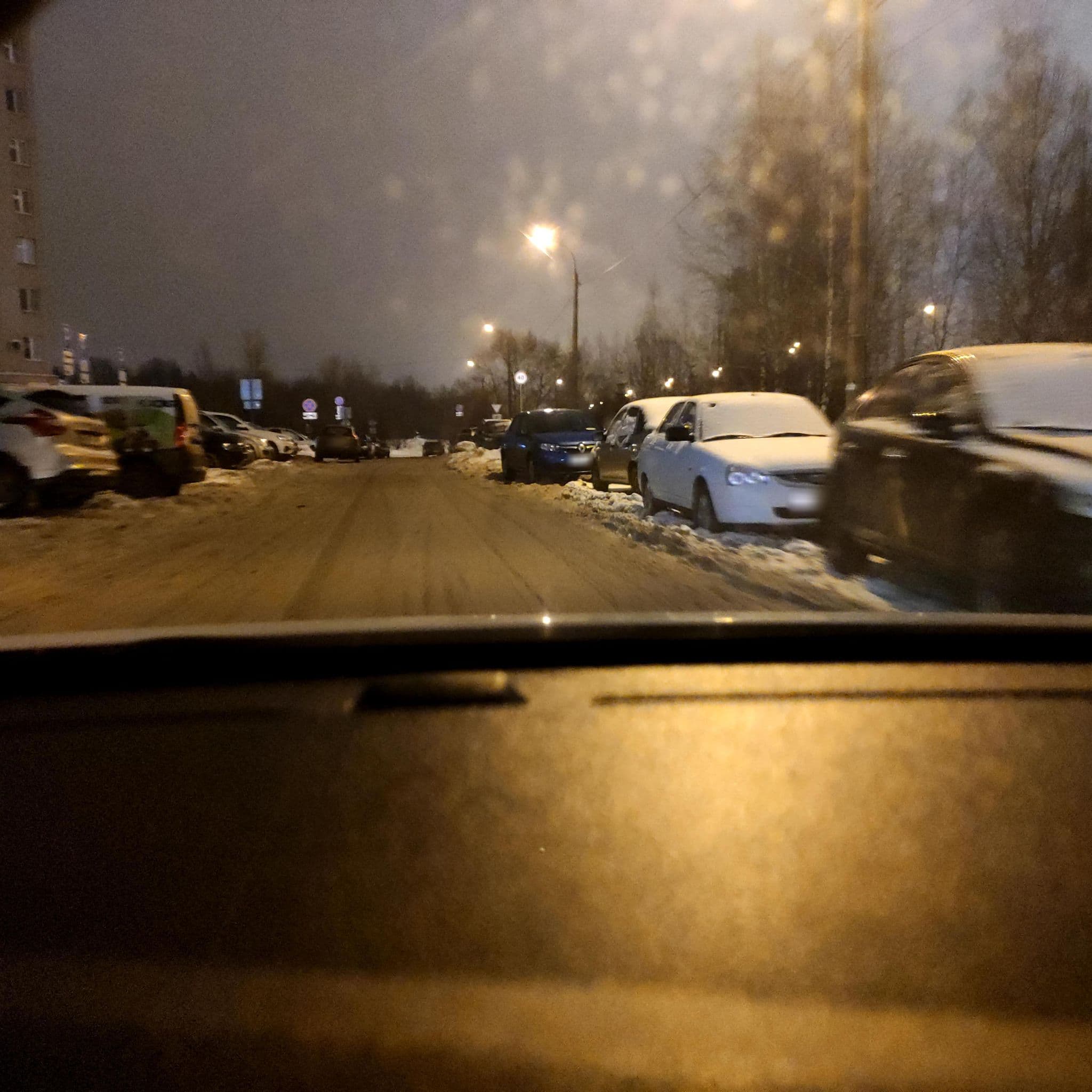 Street view near Гостиница Чишмяле, Kazan — © phoneuploader (CC BY-SA · Mapillary)