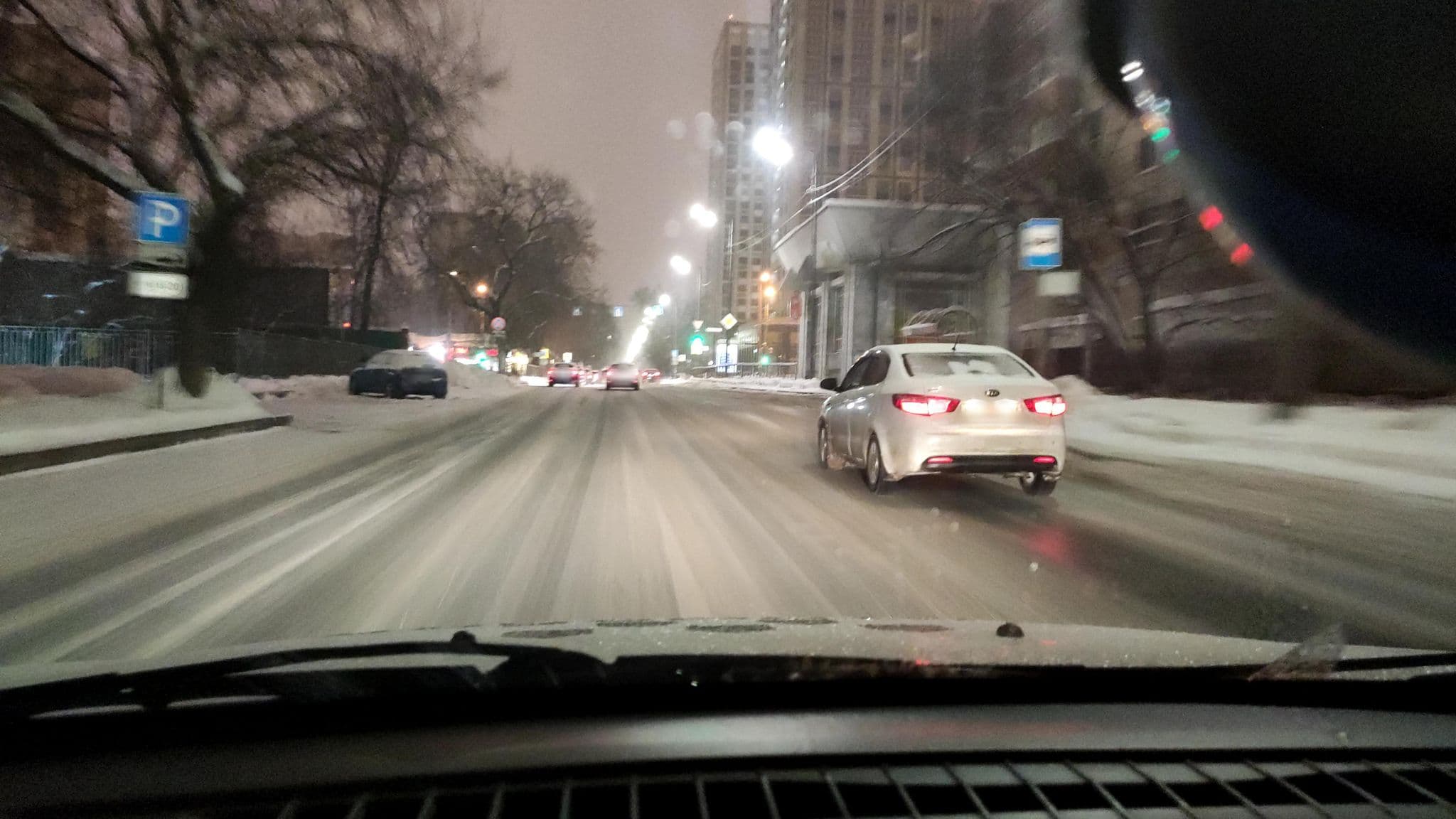 Street view near Гостиница "Лукойл-Пермнефть", Perm — © phoneuploader (CC BY-SA · Mapillary)