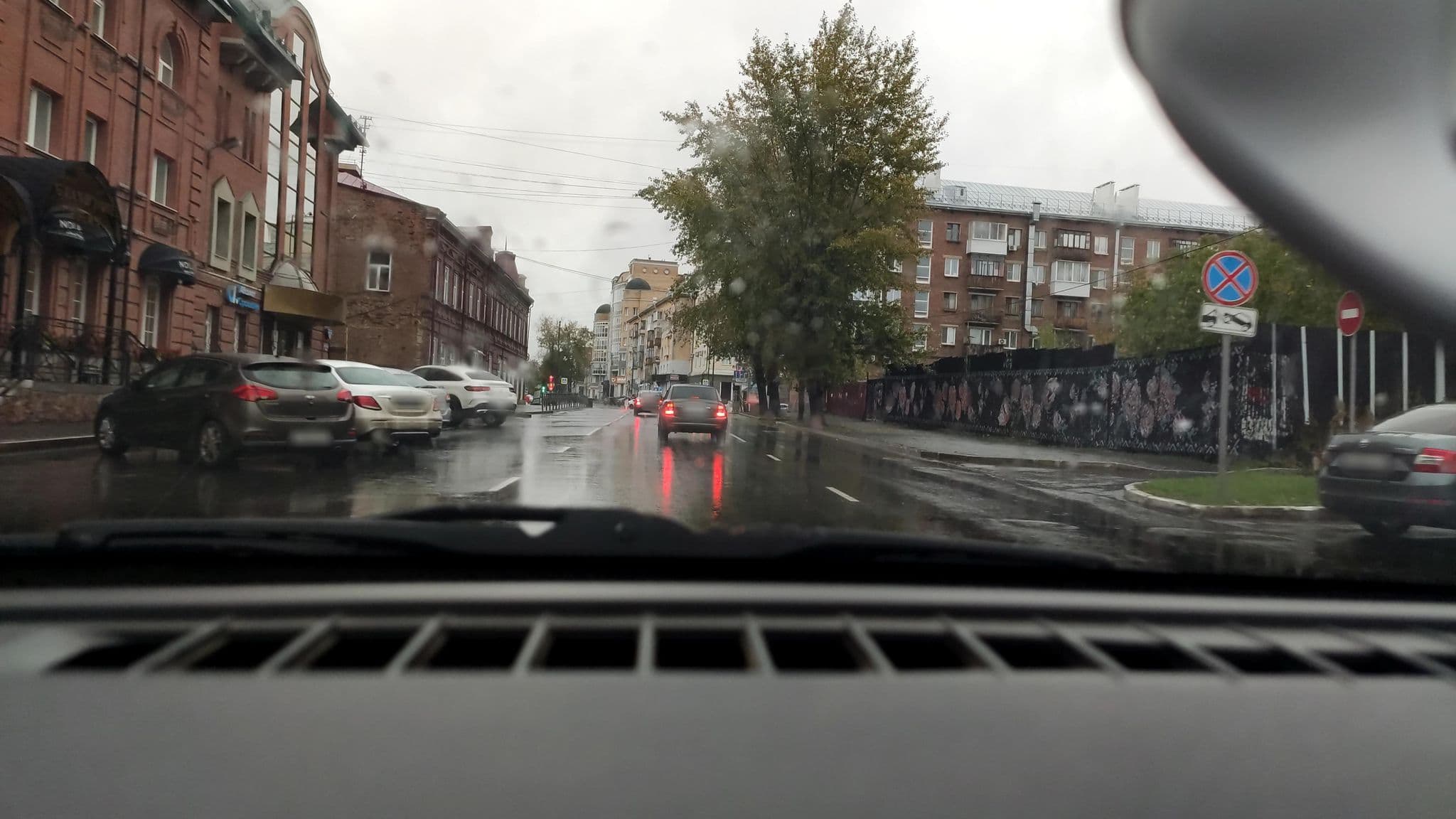 Street view near Евротель, гостиница, ИП Титова С. В, Perm — © phoneuploader (CC BY-SA · Mapillary)