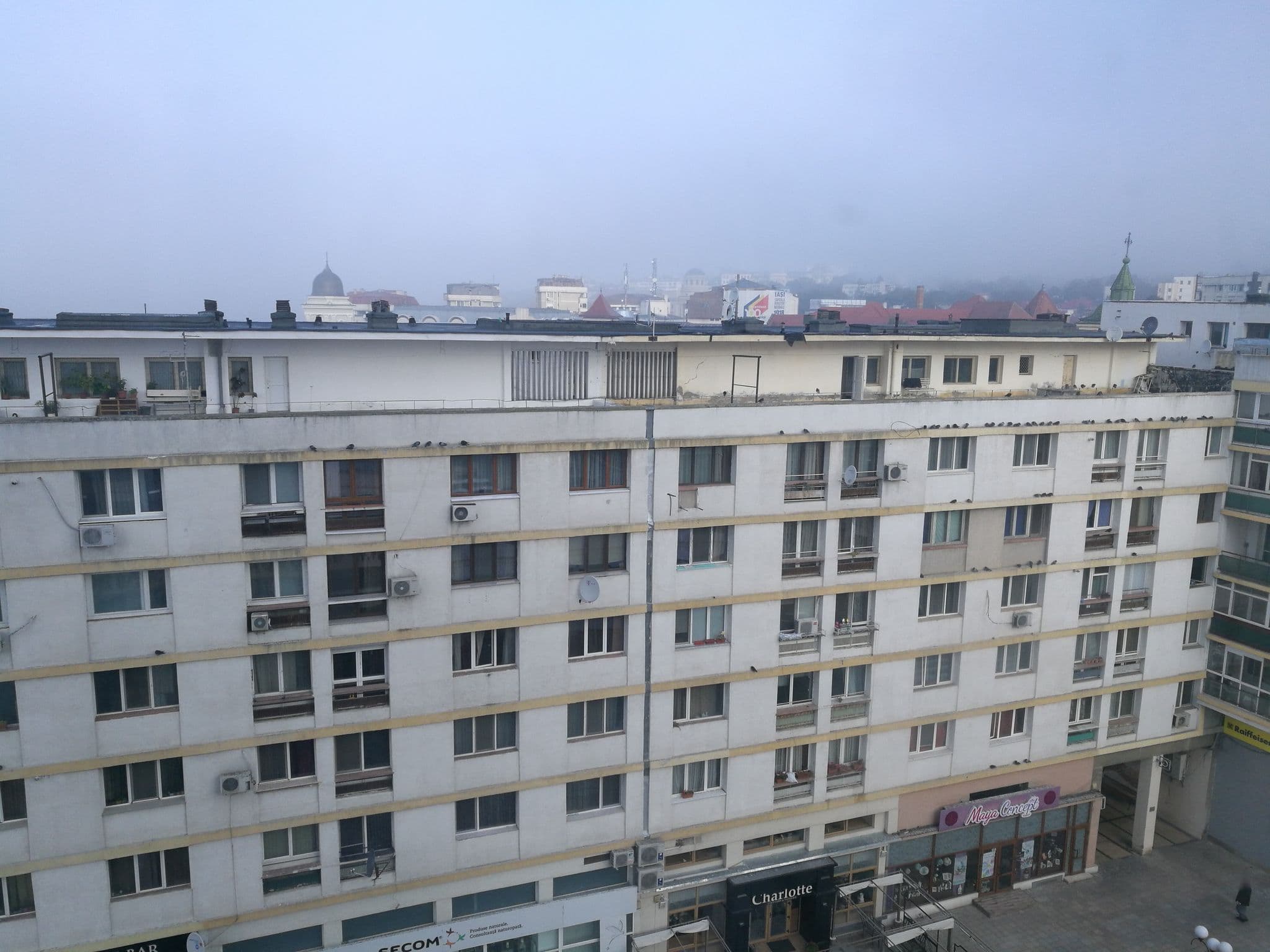 Street view near Hotel Astoria, Iaşi — © rsandu (CC BY-SA · Mapillary)