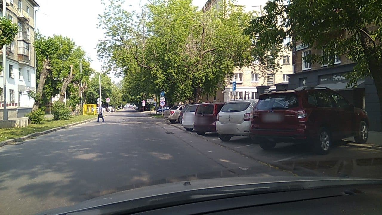 Street view near Комфорт, Yekaterinburg — © rodionoff (CC BY-SA · Mapillary)