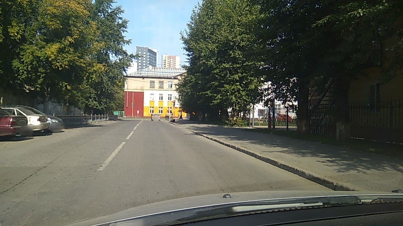 Street view near Мегалайт, Yekaterinburg — © rodionoff (CC BY-SA · Mapillary)