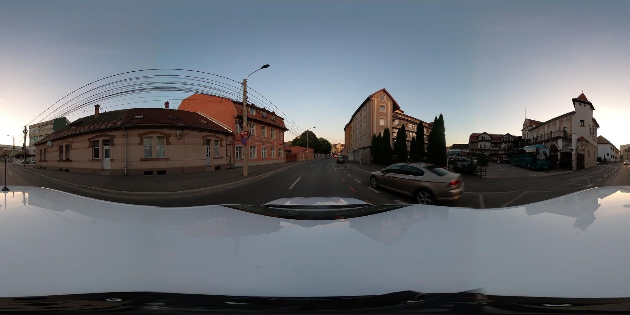 Street view near Hotel Apollo Hermannstadt, Sibiu — © Pill0r360 (CC BY-SA · Mapillary)