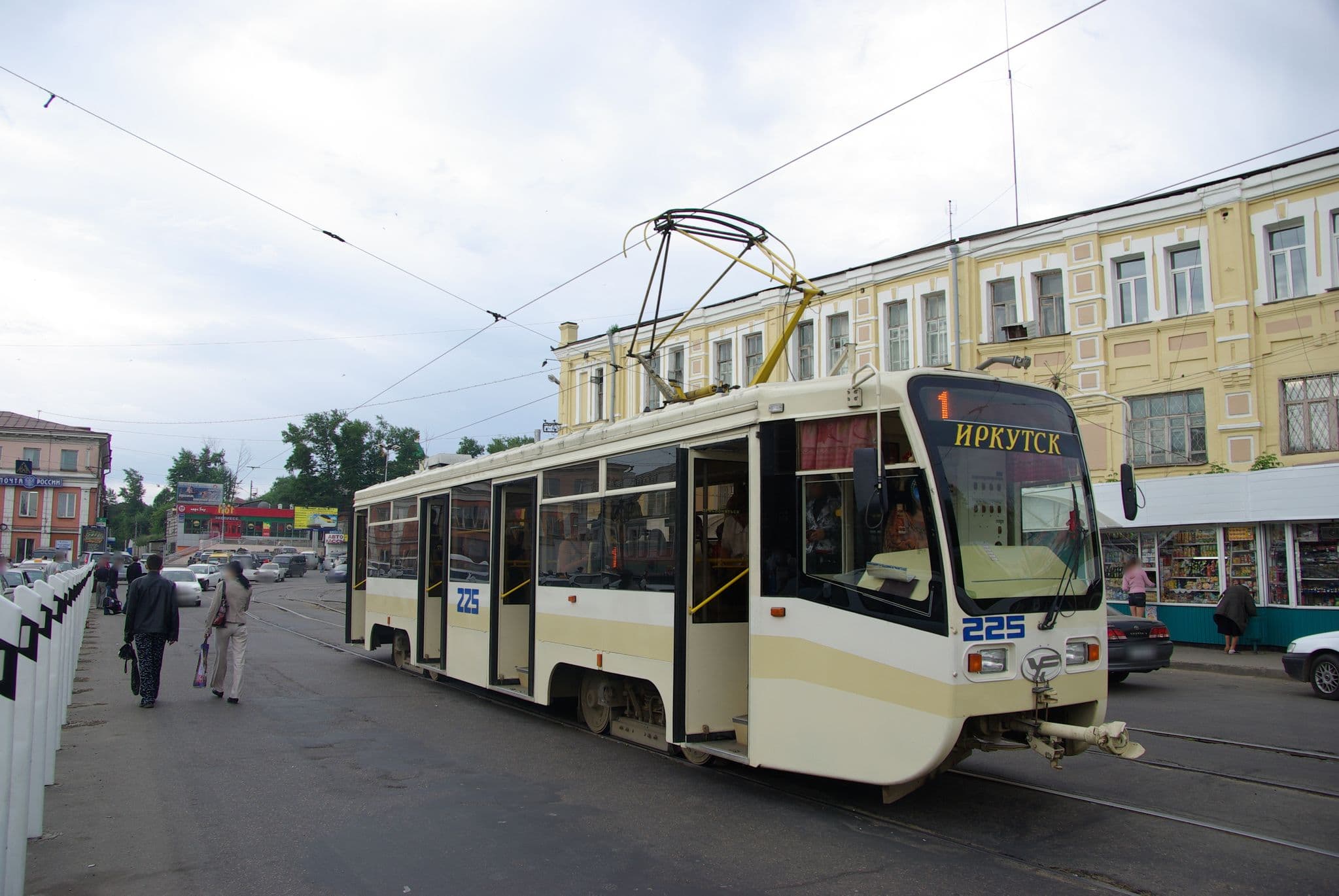 Street view near Привокзальная гостиница, Irkutsk — © trolleway (CC BY-SA · Mapillary)
