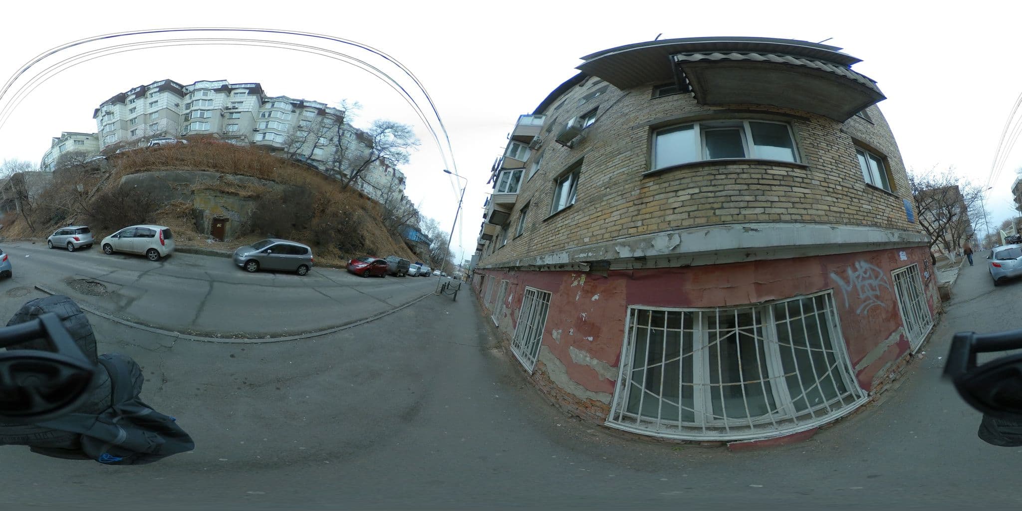 Street view near tiger hostel, Vladivostok — © trolleway (CC BY-SA · Mapillary)