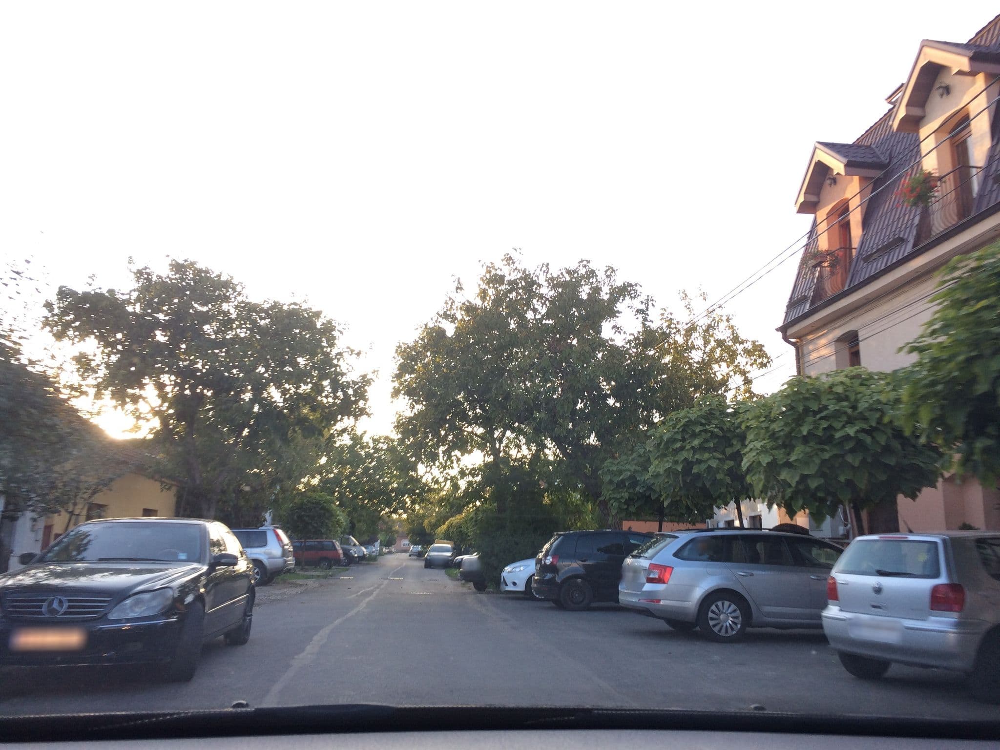 Street view near Pensiunea Restaurant Zefir, Timişoara — © cristi_cristi_b (CC BY-SA · Mapillary)
