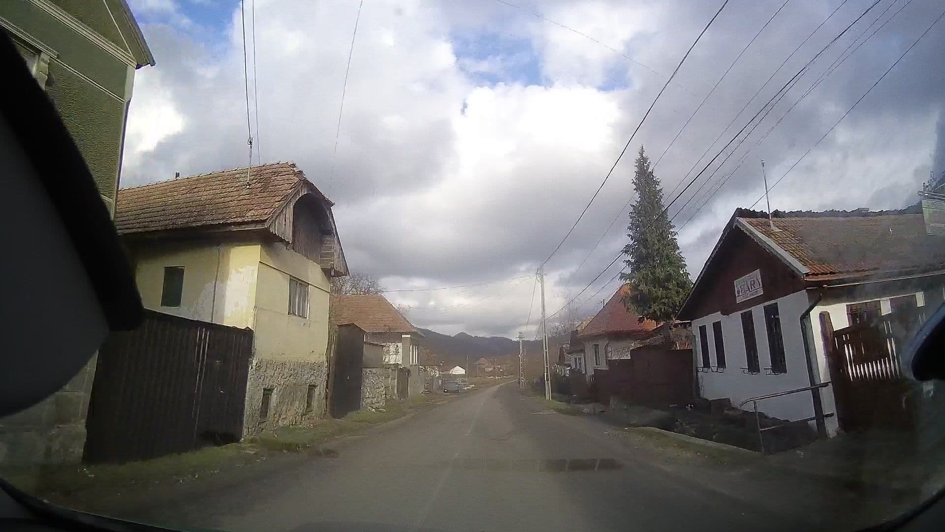 Street view near Naplak Guesthouse, Rimetea — © tavi (CC BY-SA · Mapillary)
