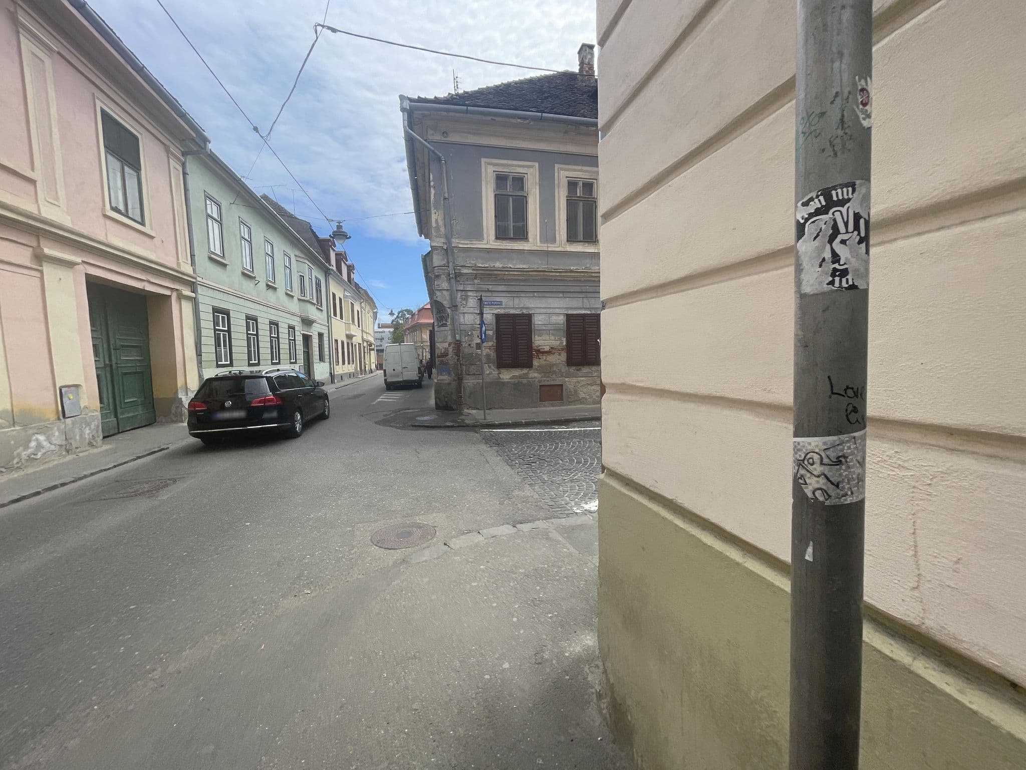 Street view near No Name Hostel, Sibiu — © trojalexe (CC BY-SA · Mapillary)