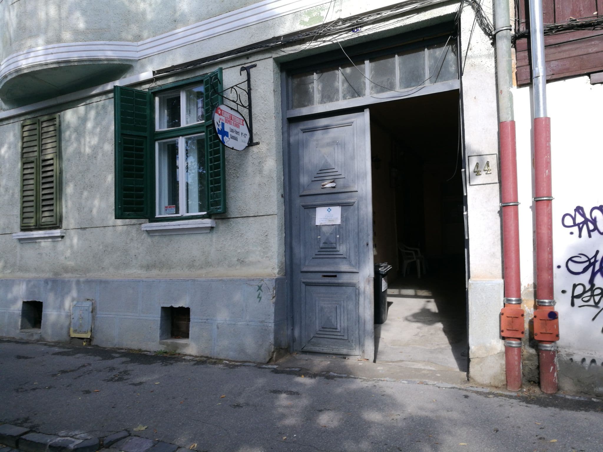 Street view near Pensiunea Casa Salzburg, Sibiu — © rsandu (CC BY-SA · Mapillary)