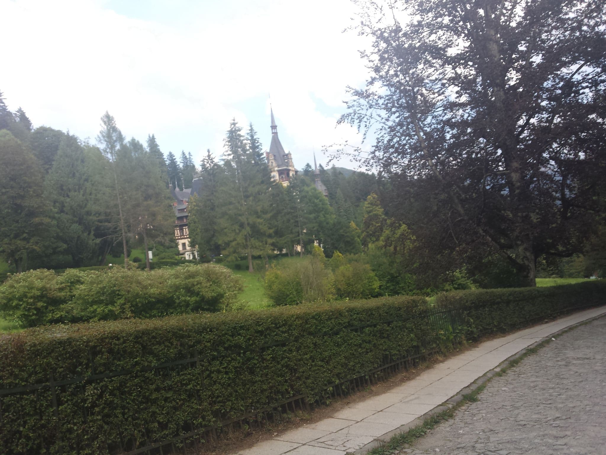 Street view near Complex La Tunuri - Vila Economat, Sinaia — © rsandu (CC BY-SA · Mapillary)