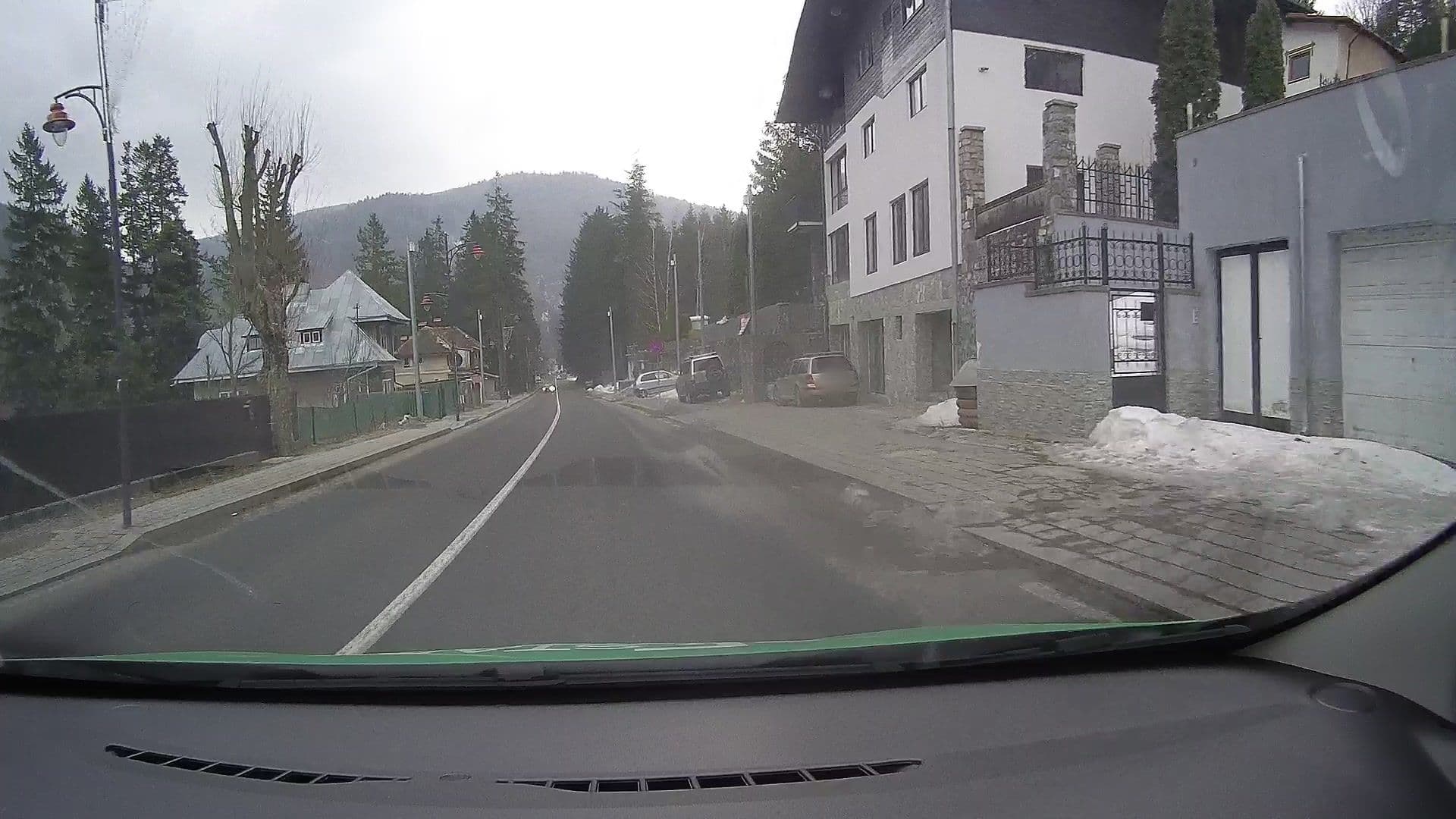 Street view near Casa Ursuleț, Sinaia — © tavi (CC BY-SA · Mapillary)