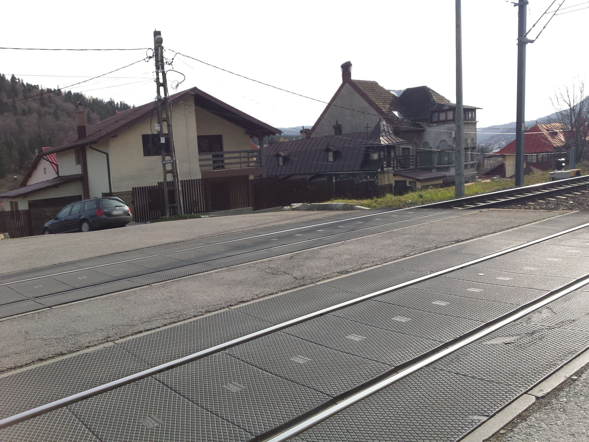 Street view near Vila Bertha, Buşteni — © rsandu (CC BY-SA · Mapillary)