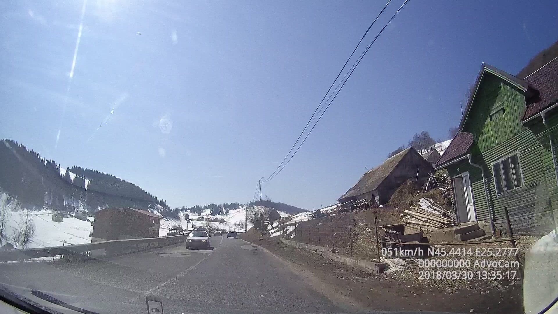 Street view near Pensiunea Daria, Moeciu de Jos — © tavi (CC BY-SA · Mapillary)