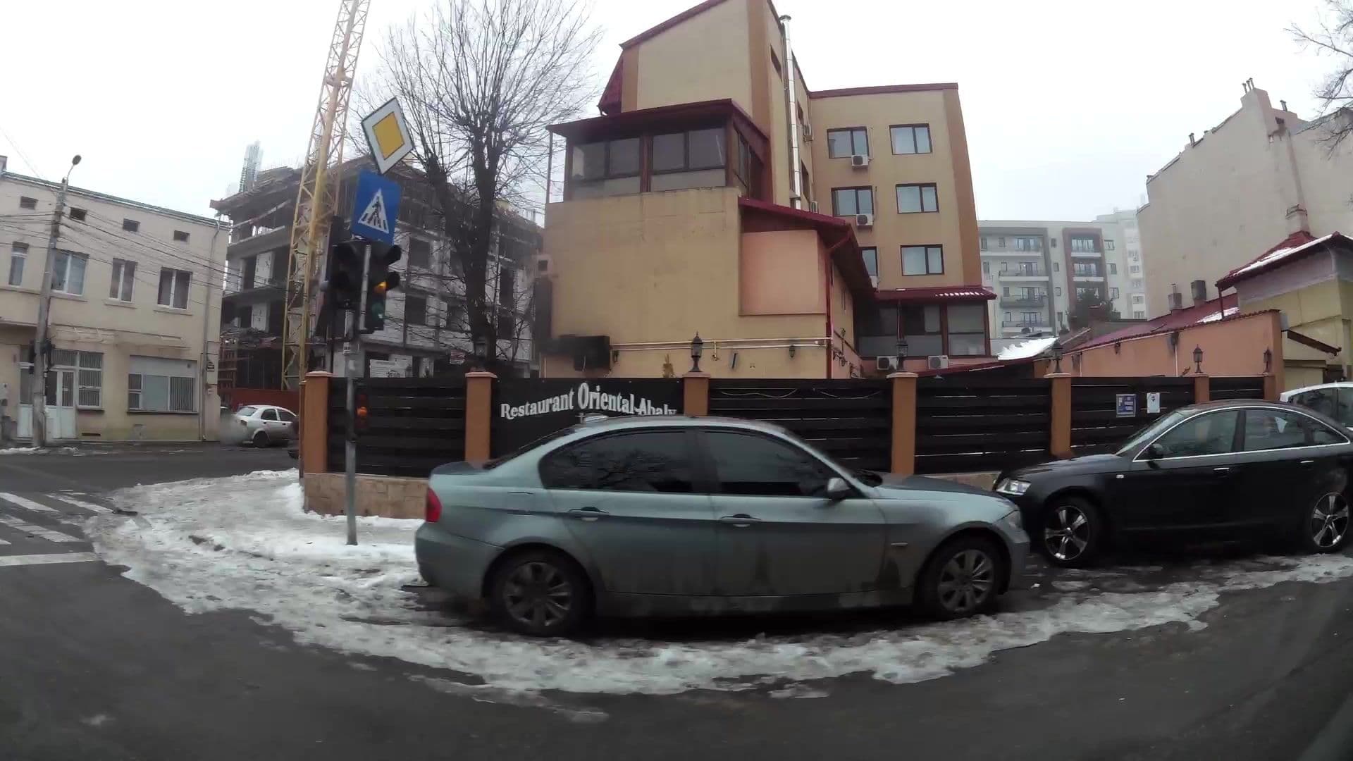Street view near Hotel Pascu, Bucharest — © kaartcam (CC BY-SA · Mapillary)