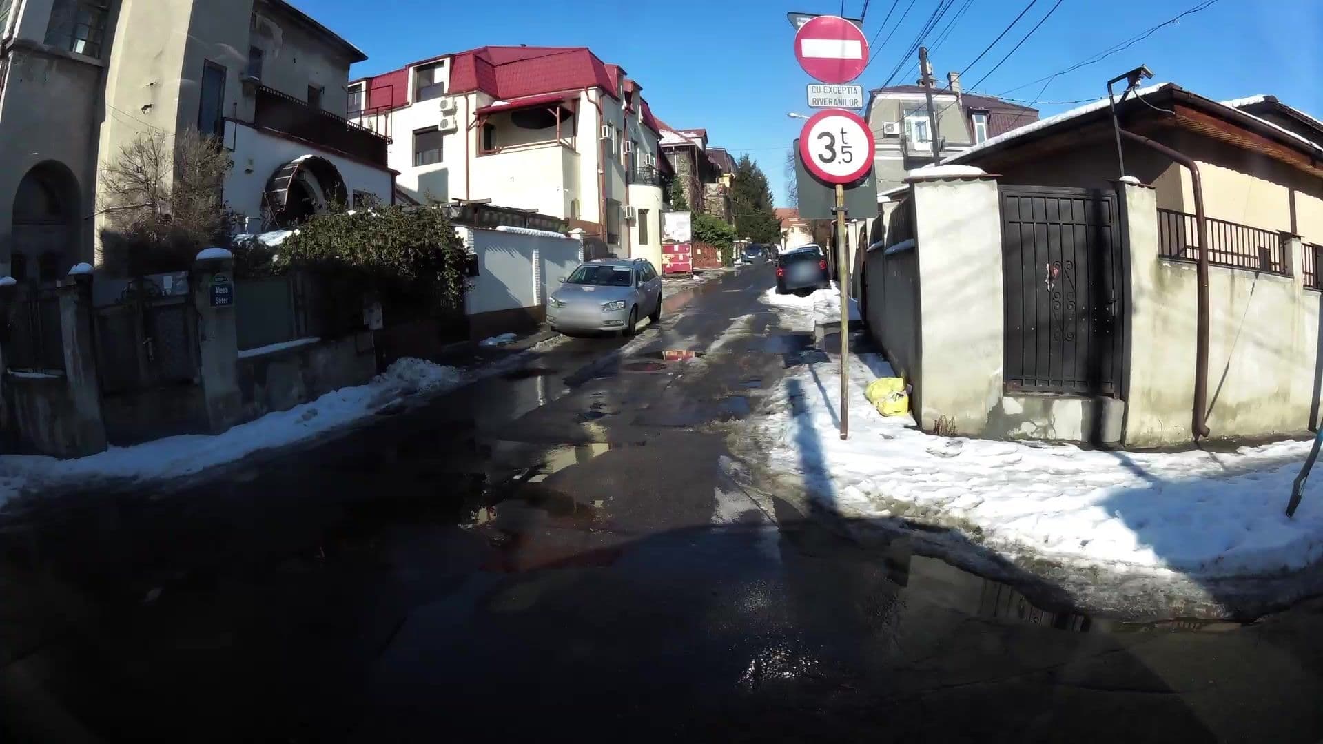 Street view near Suter Inn, Bucharest — © kaartcam (CC BY-SA · Mapillary)