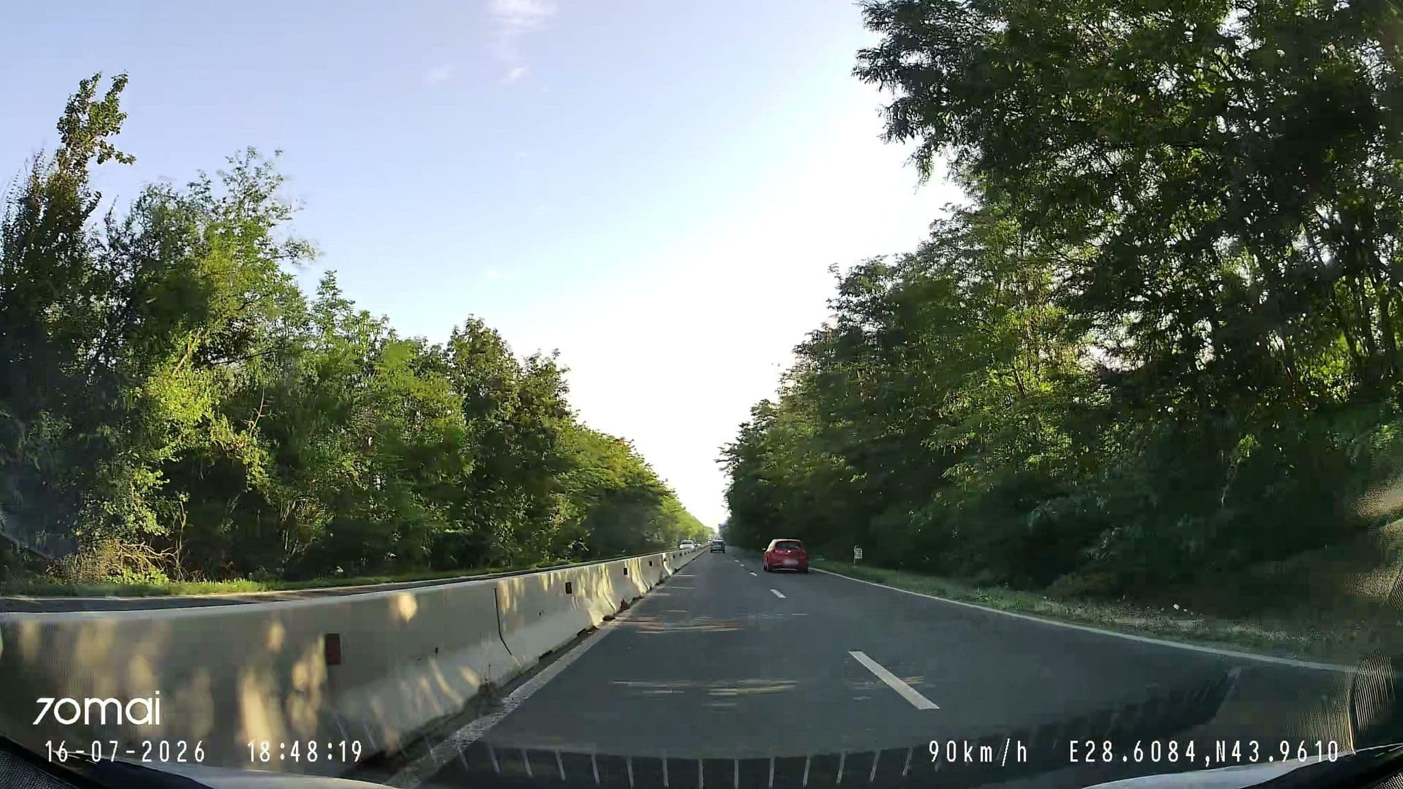 Street view near Hotel Olimpic, Costineşti — © andreicaprarr (CC BY-SA · Mapillary)