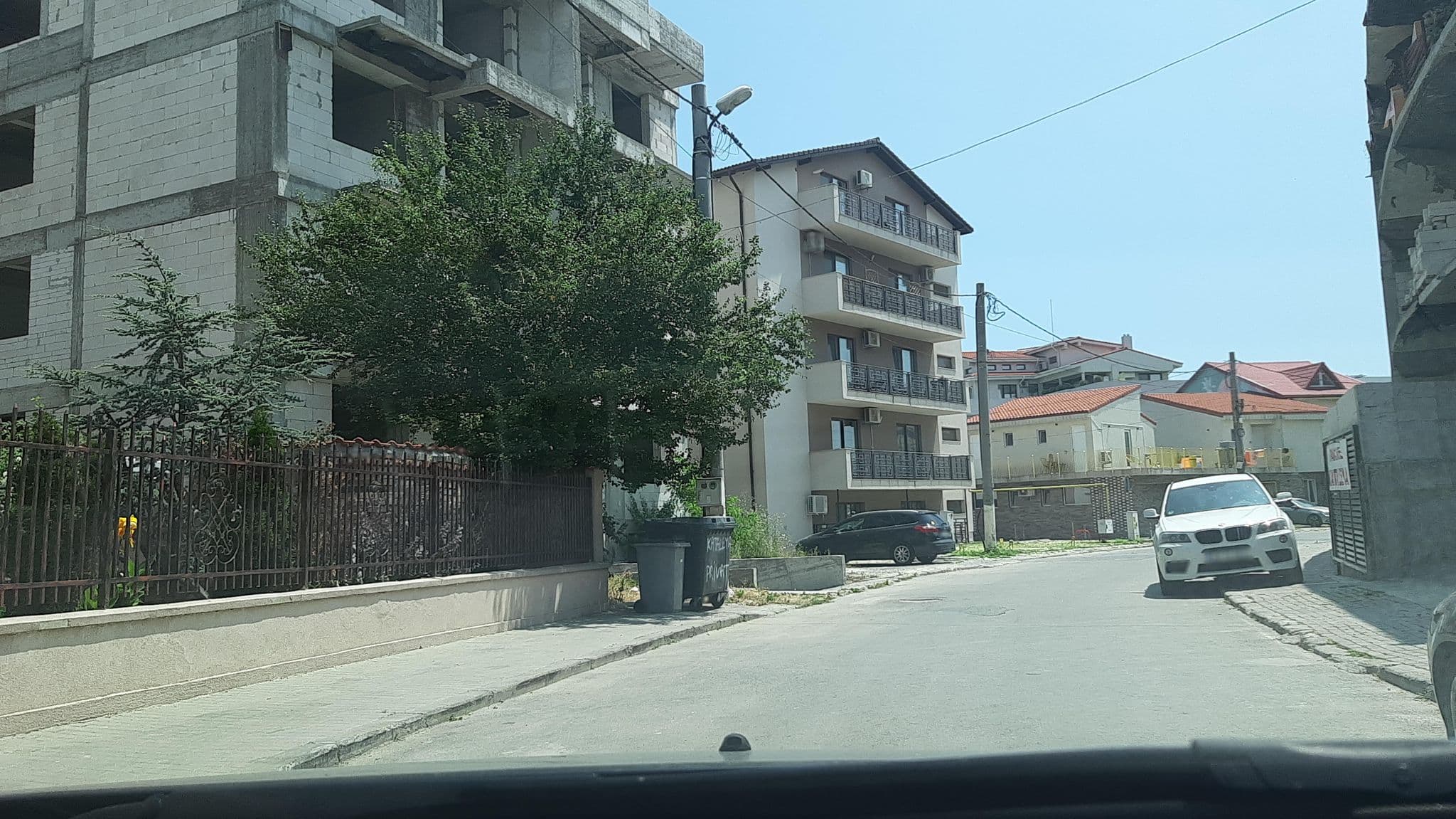 Street view near Vila Kataleya, Mamaia-Sat — © viorel (CC BY-SA · Mapillary)