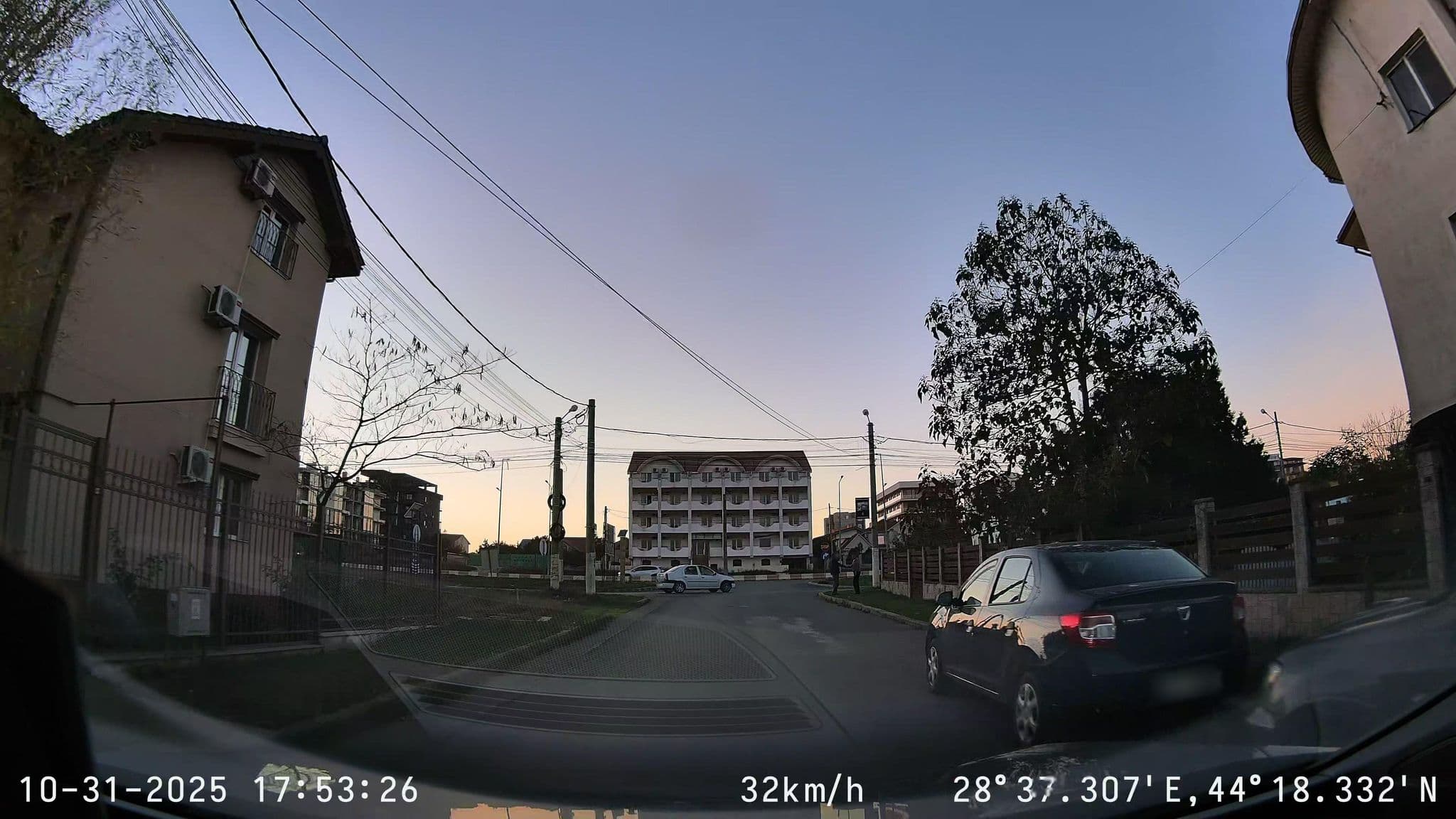 Street view near Vila Delfinul Alb, Mamaia-Sat — © edjone (CC BY-SA · Mapillary)