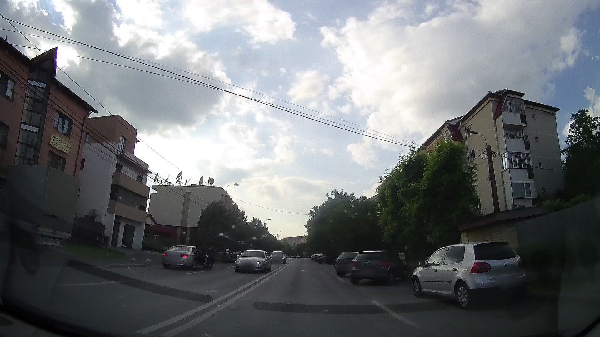 Street view near Pensiunea Elena, Timişoara — © tavi (CC BY-SA · Mapillary)