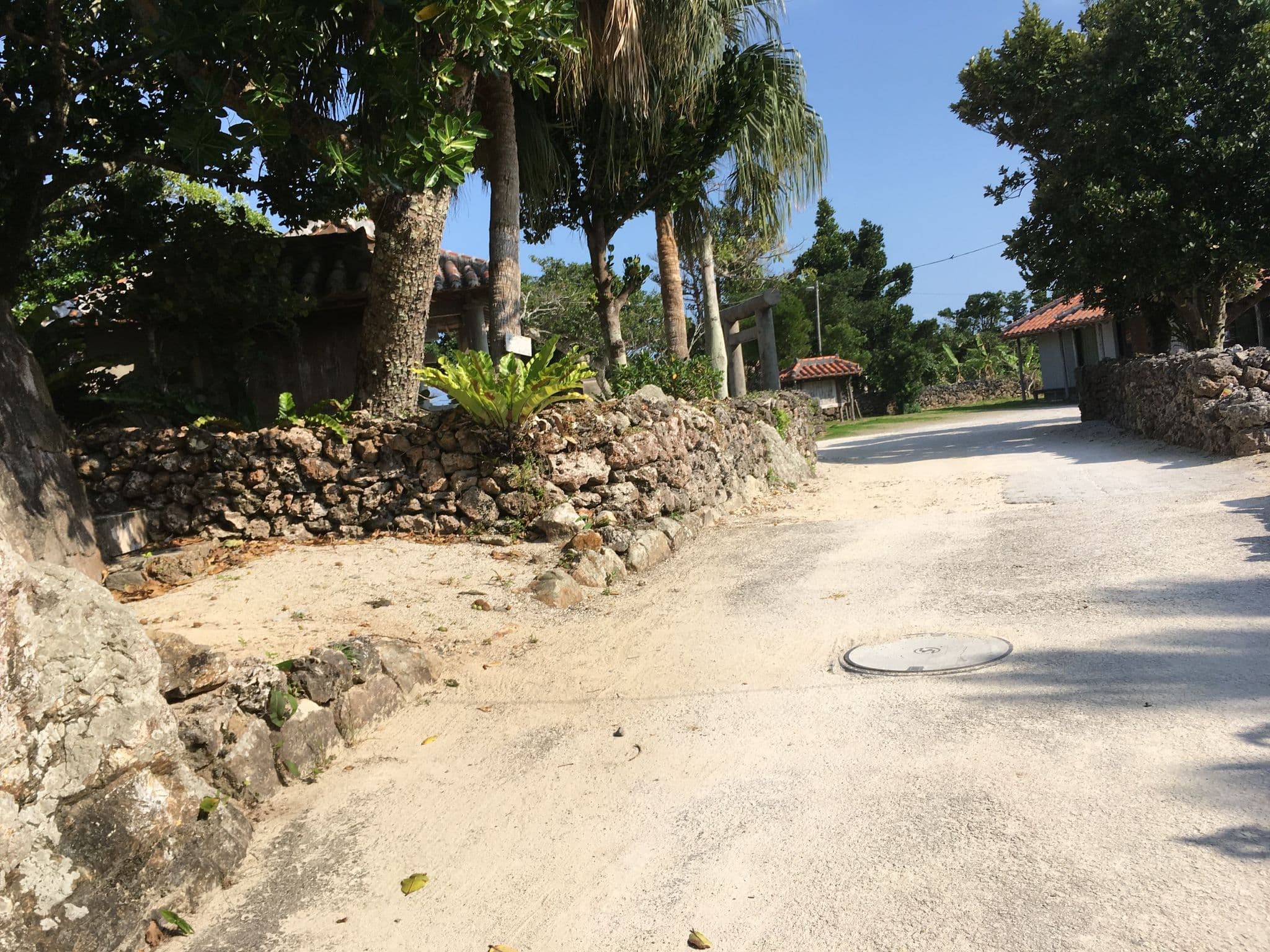Street view near 竹富町竹富島まちなみ館, Ishigaki — © mapconcierge (CC BY-SA · Mapillary)