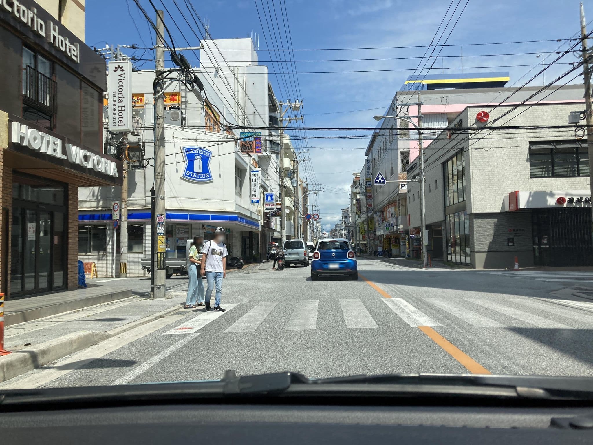 Street view near 那覇クリスタルホテル, Naha — © pika_sky (CC BY-SA · Mapillary)