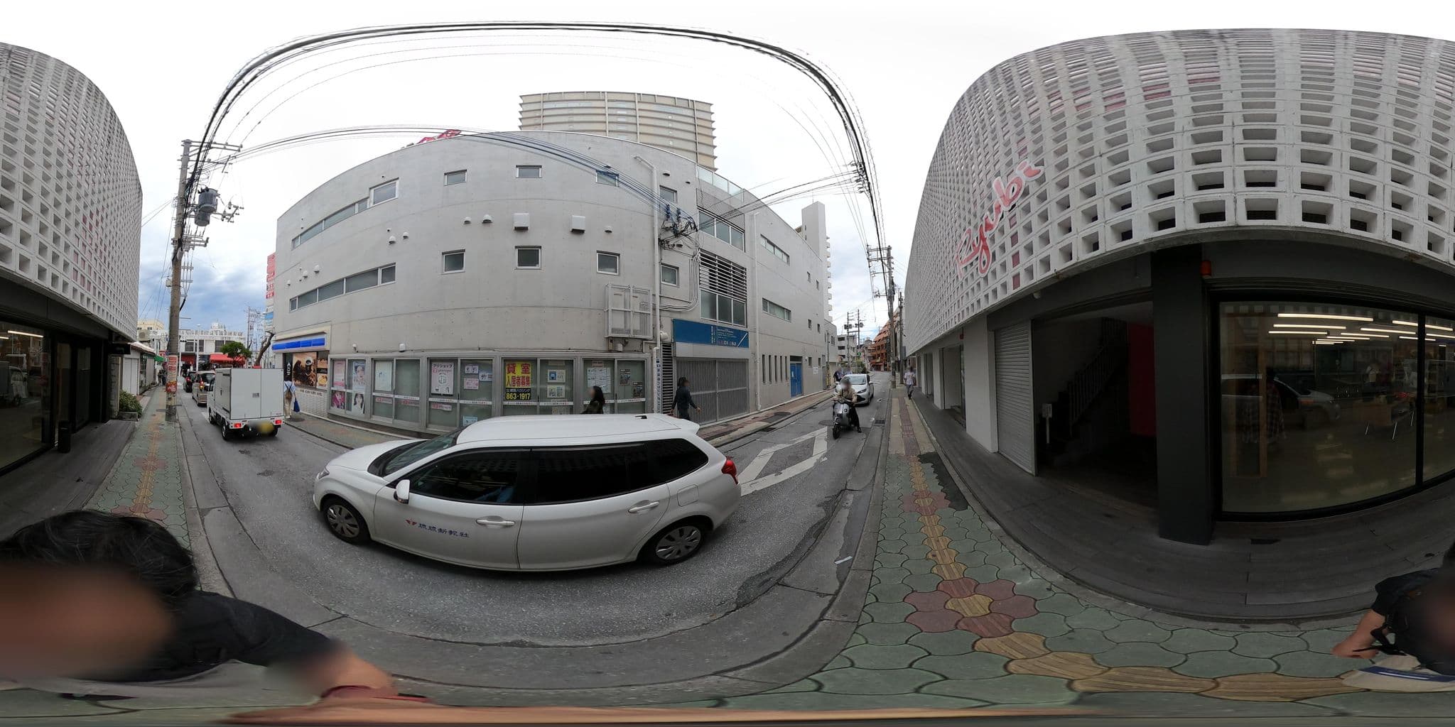 Street view near かりゆしコンドミニアムリゾート那覇 龍神ホテル浮島, Naha — © otkzh (CC BY-SA · Mapillary)