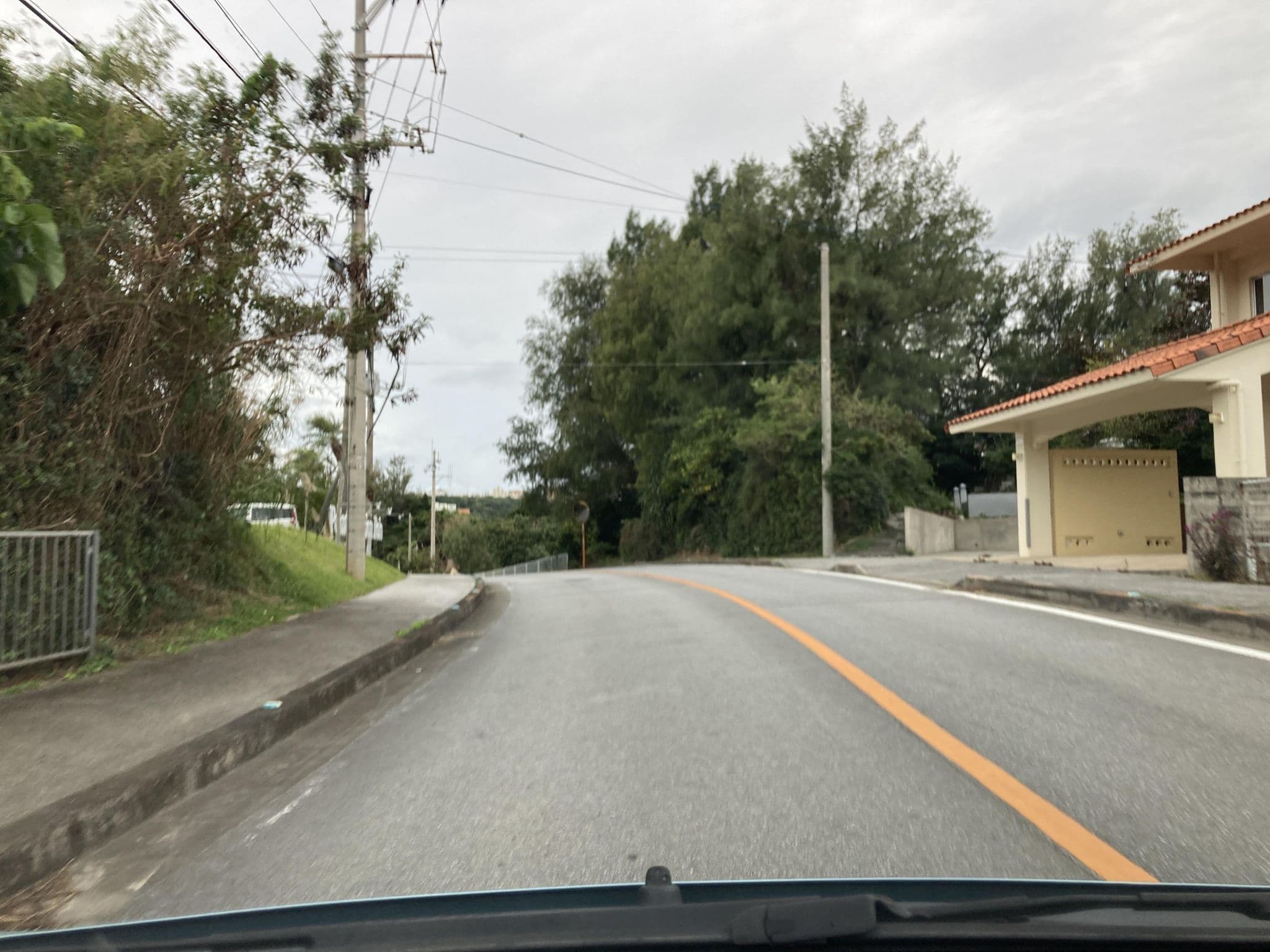 Street view near ポイントバケーション沖縄, Yomitan — © pika_sky (CC BY-SA · Mapillary)