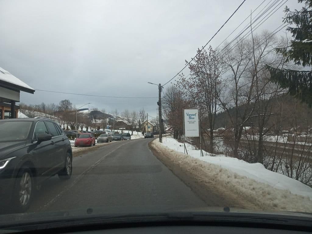 Street view near Voronet Blue, Gura Humorului — © tavi (CC BY-SA · Mapillary)