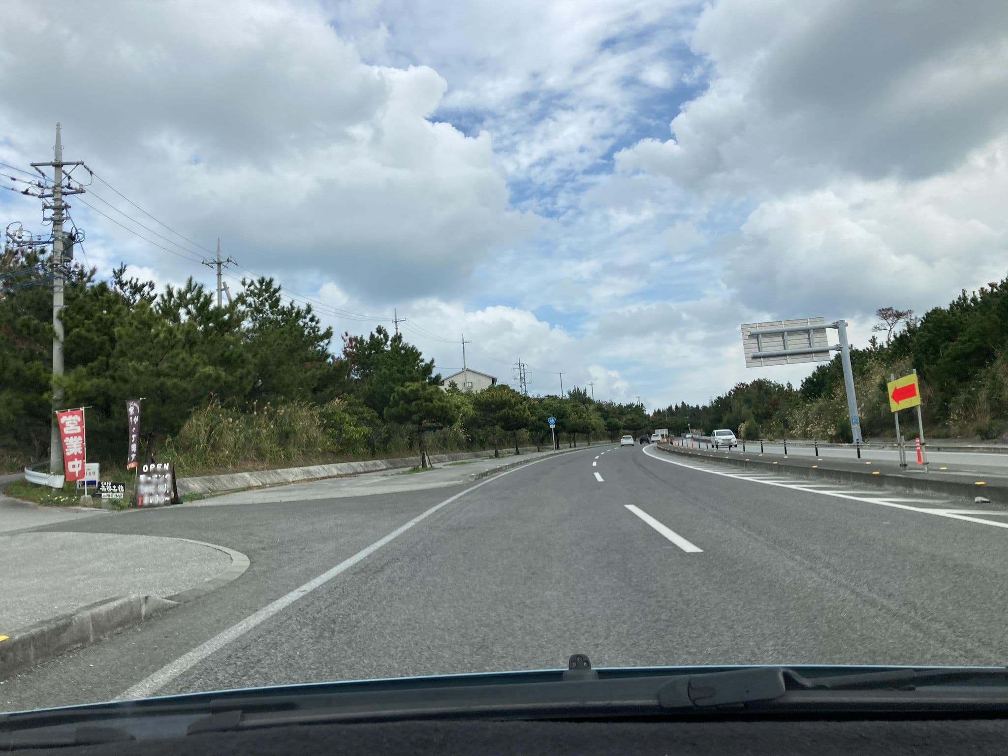 Street view near コルディオ恩納ヒルズ, Ishikawa — © pika_sky (CC BY-SA · Mapillary)
