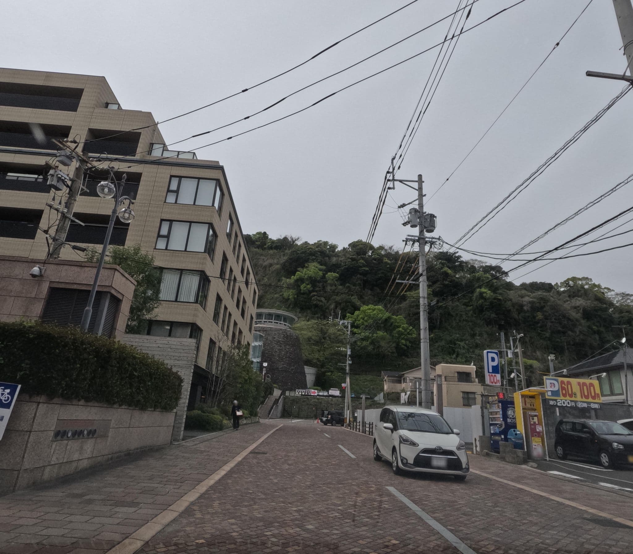 Street view near ホテル満秀, Kagoshima — © rsnaru (CC BY-SA · Mapillary)