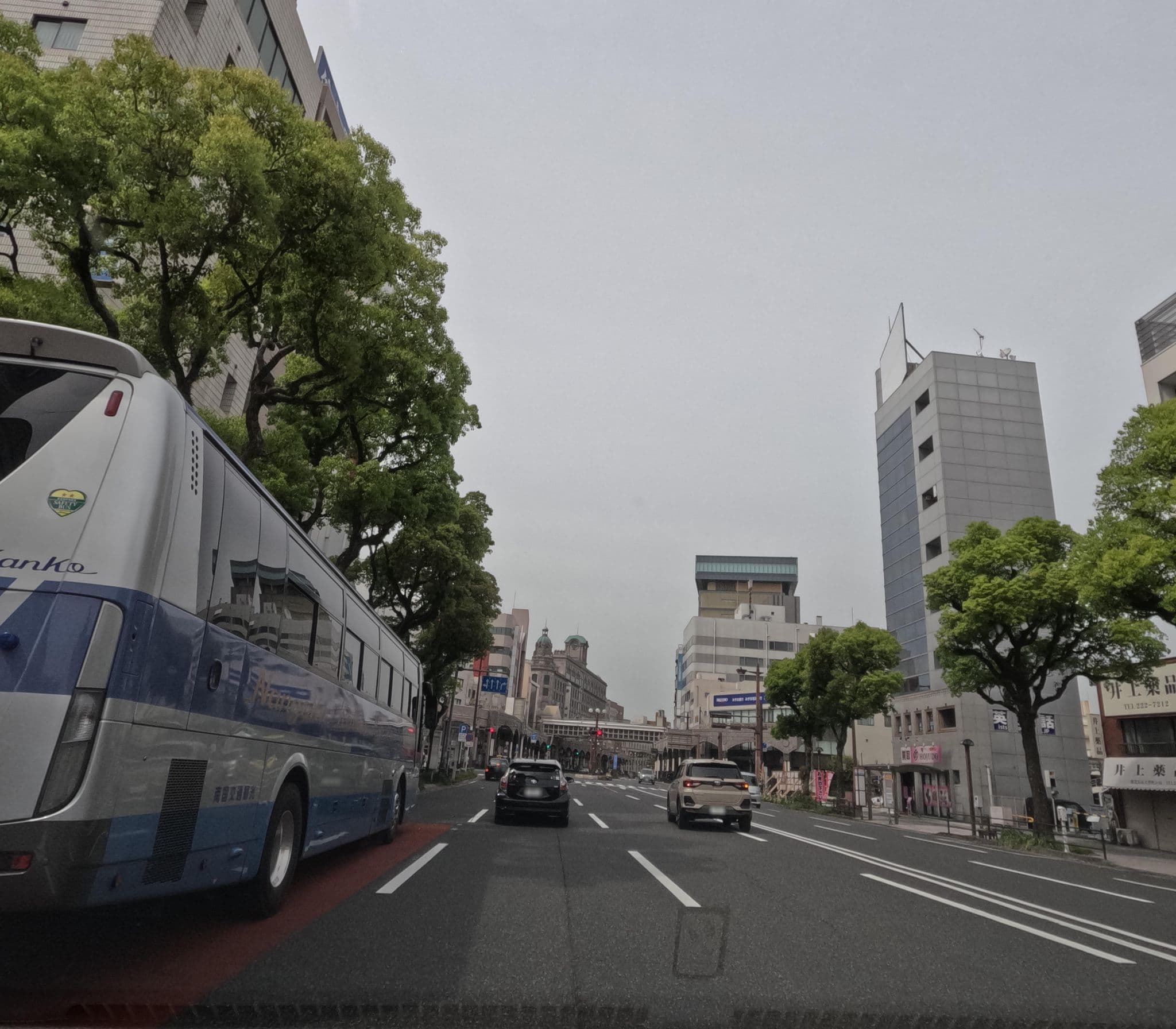Street view near オリエンタルいづろ, Kagoshima — © rsnaru (CC BY-SA · Mapillary)