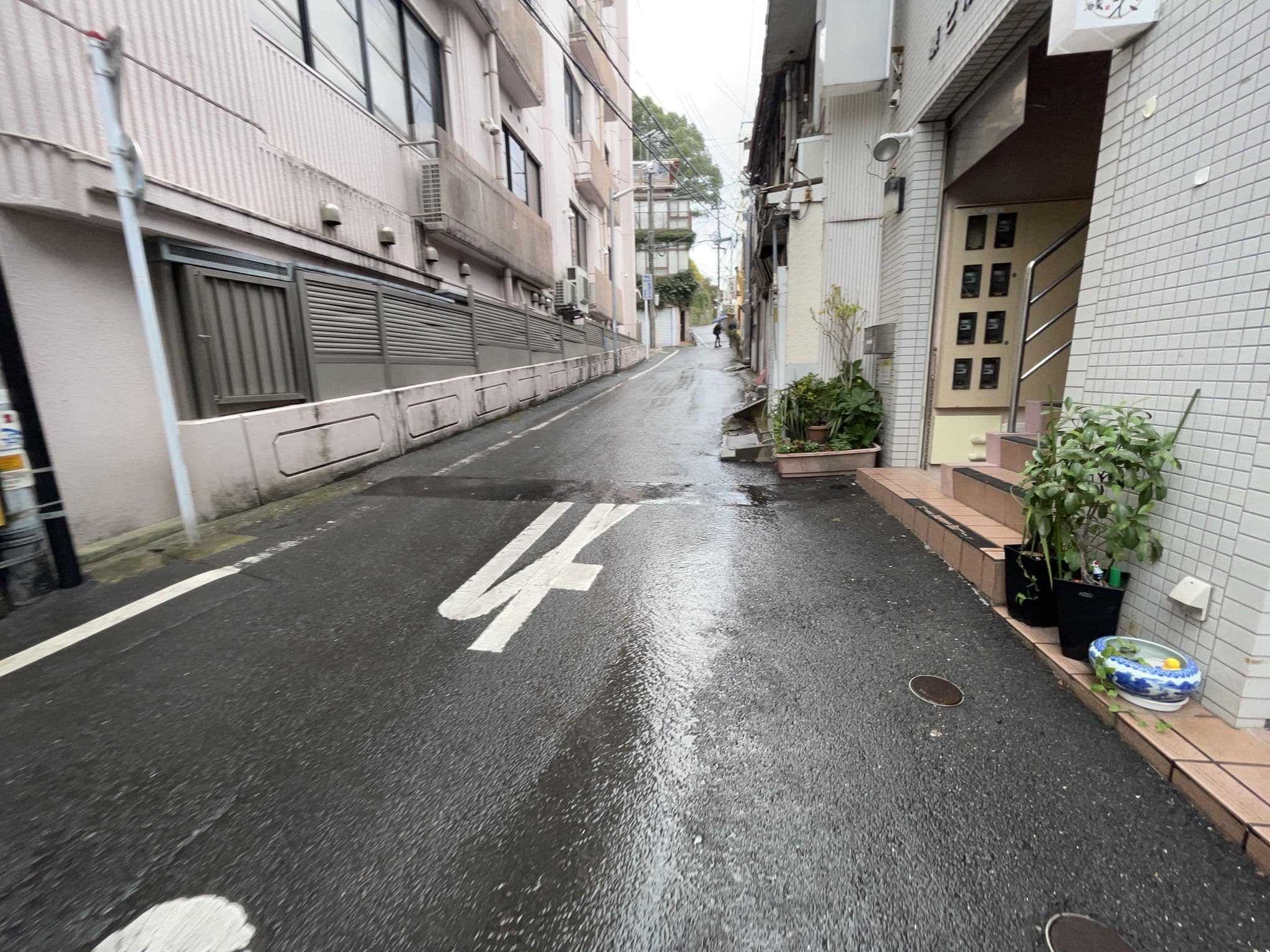 Street view near 公楽荘旅館, Nagasaki — © foot737 (CC BY-SA · Mapillary)