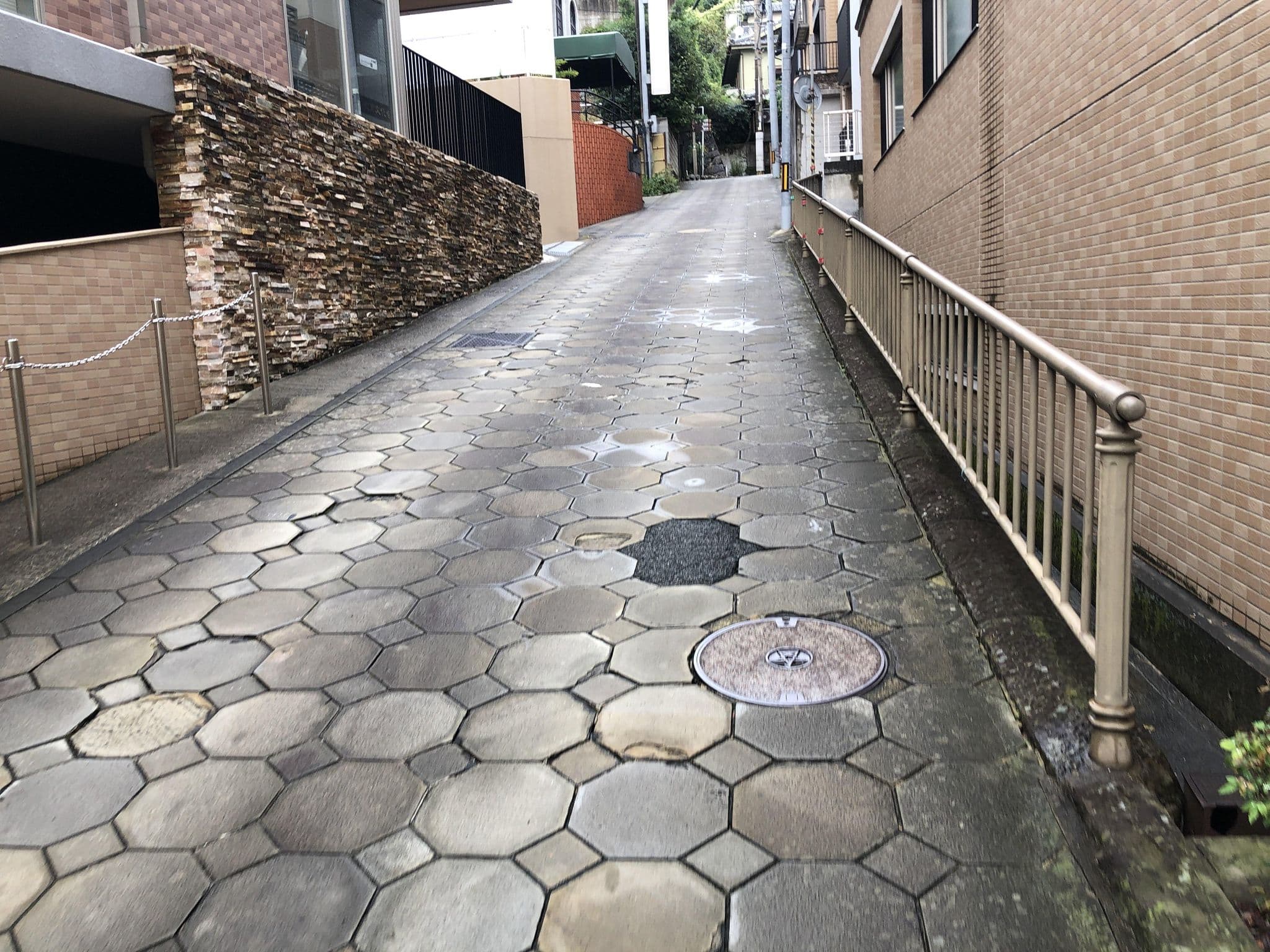 Street view near 長崎ホテル異邦館, Nagasaki — © foot737 (CC BY-SA · Mapillary)