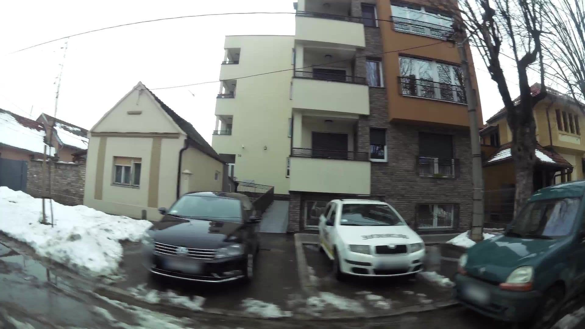 Street view near Zlatnik, Zemun — © kaartcam (CC BY-SA · Mapillary)