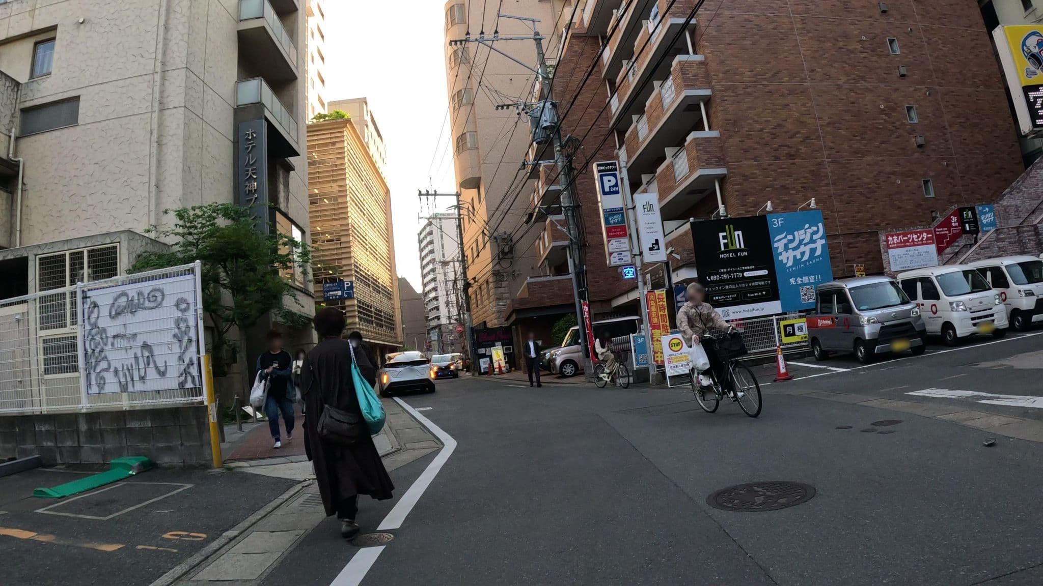 Street view near HOTEL FUN, Fukuoka — © alt9800 (CC BY-SA · Mapillary)